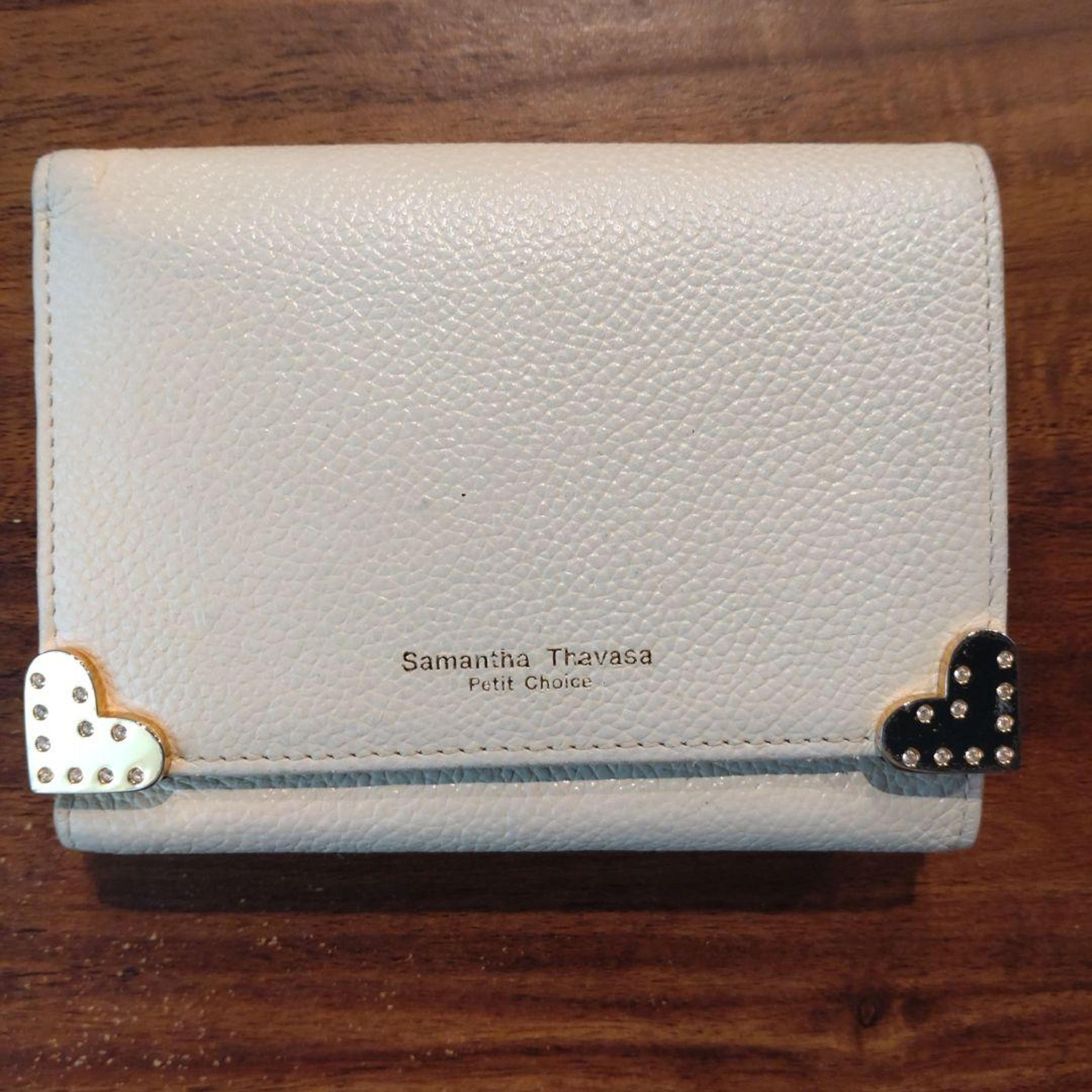 Samantha Thavasa Trifold Wallet White