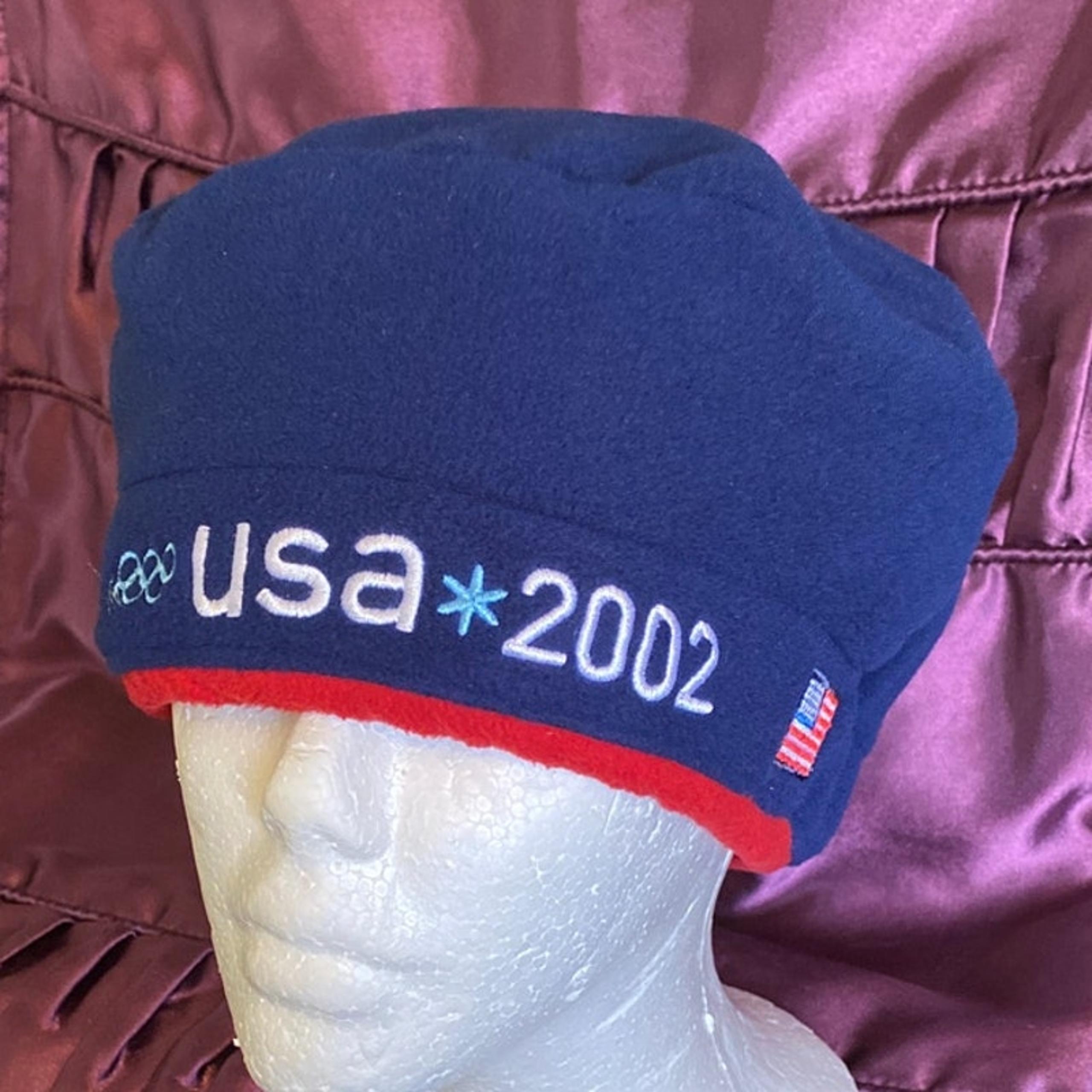 Vintage Roots Official Team USA 2002 Olympics Winter Fleece Hat Beret Beanie