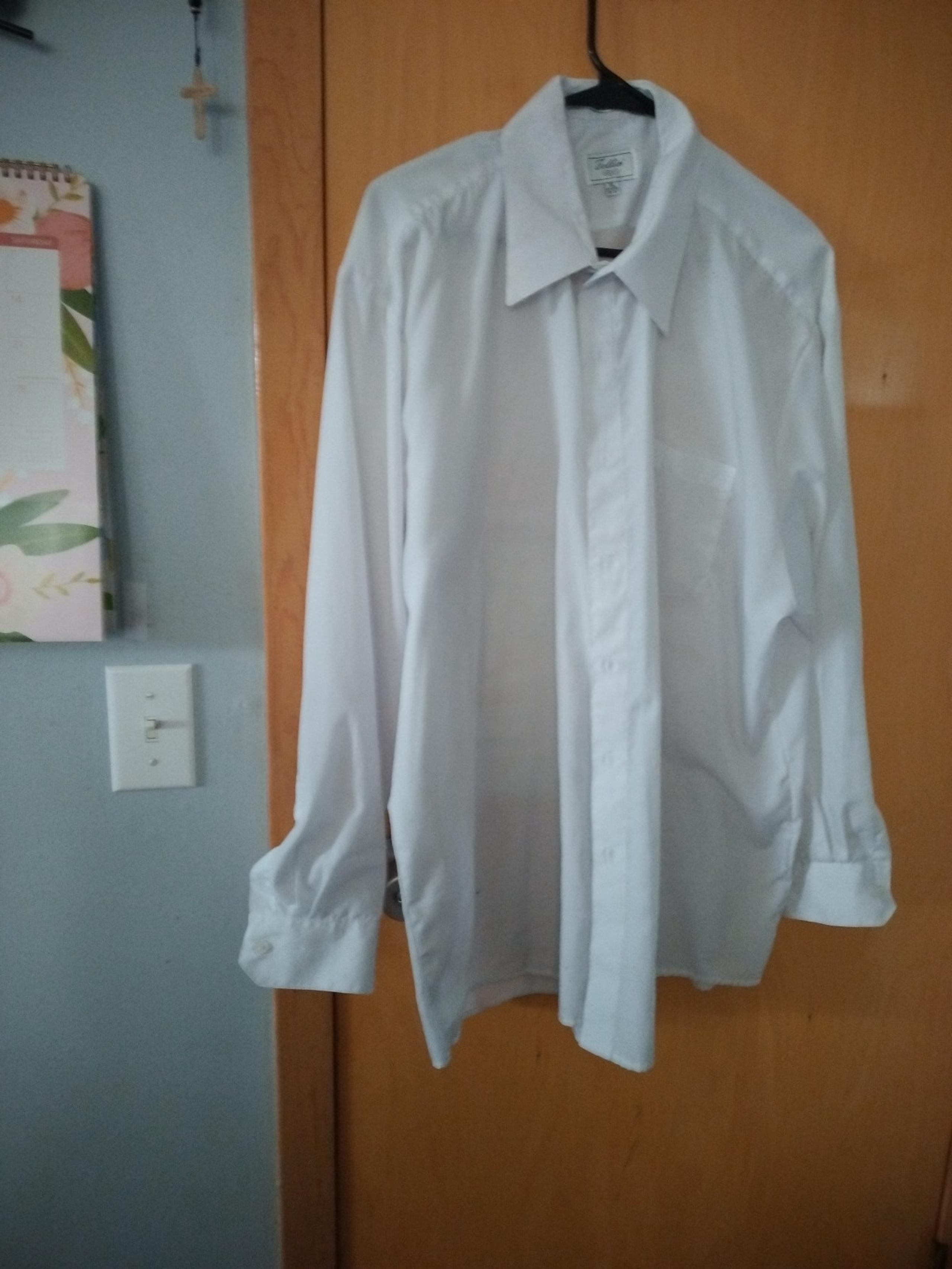 mens white dress shirt