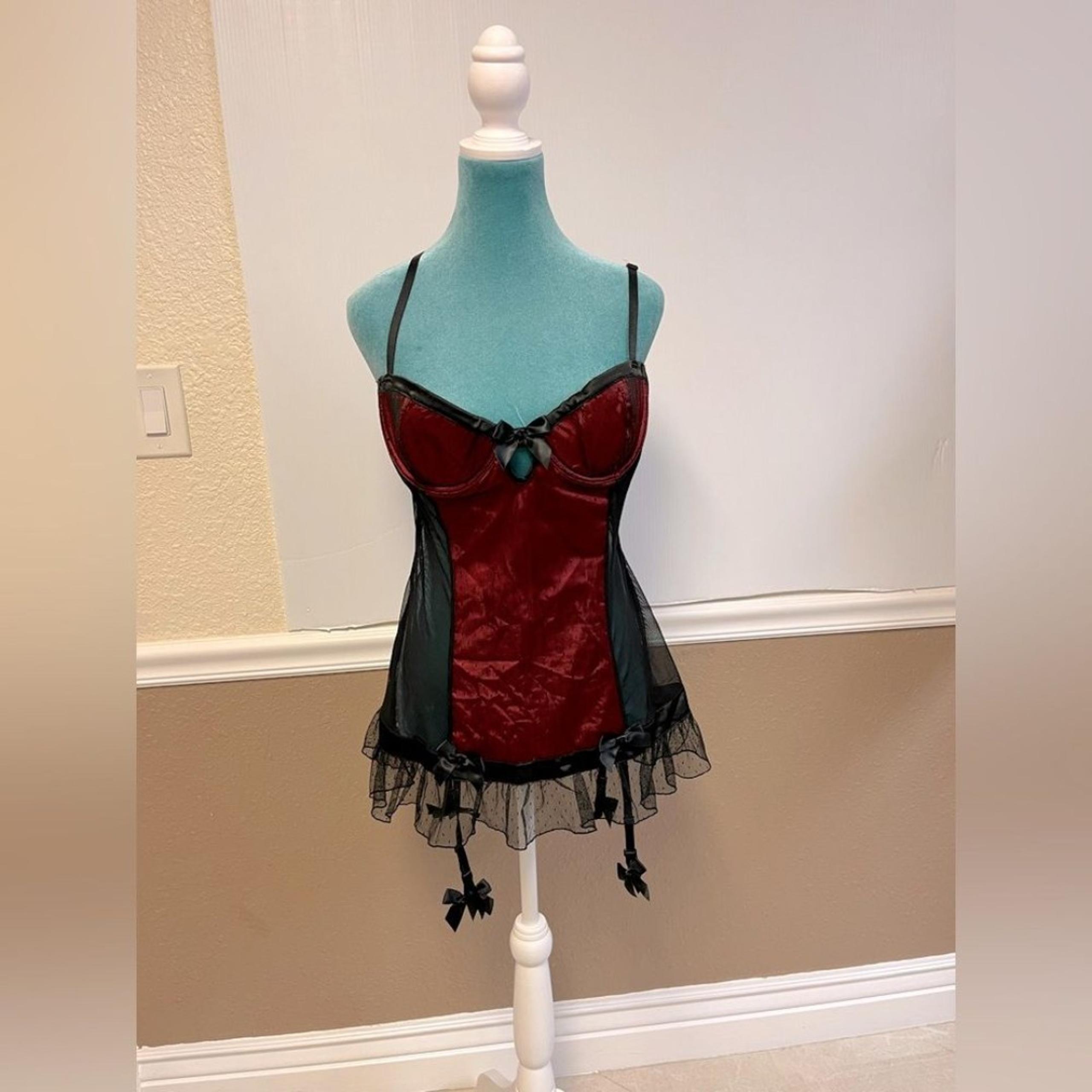 Y2K Frederick’s of Hollywood Bustier Corset XL Lace Sweetheart Cinched Waist