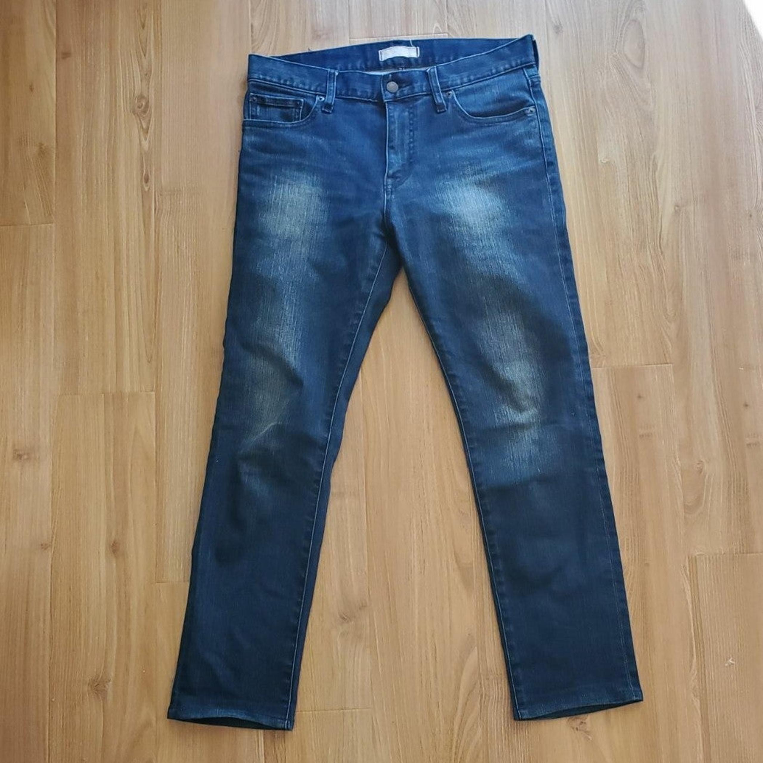 Uniqlo Slim Straight Jeans 30x26