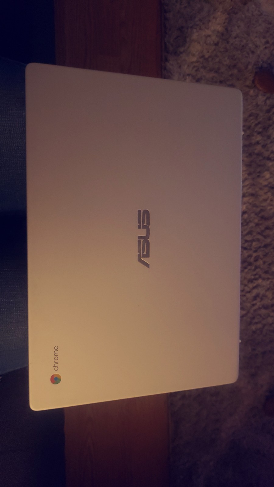 ASUS chromebook