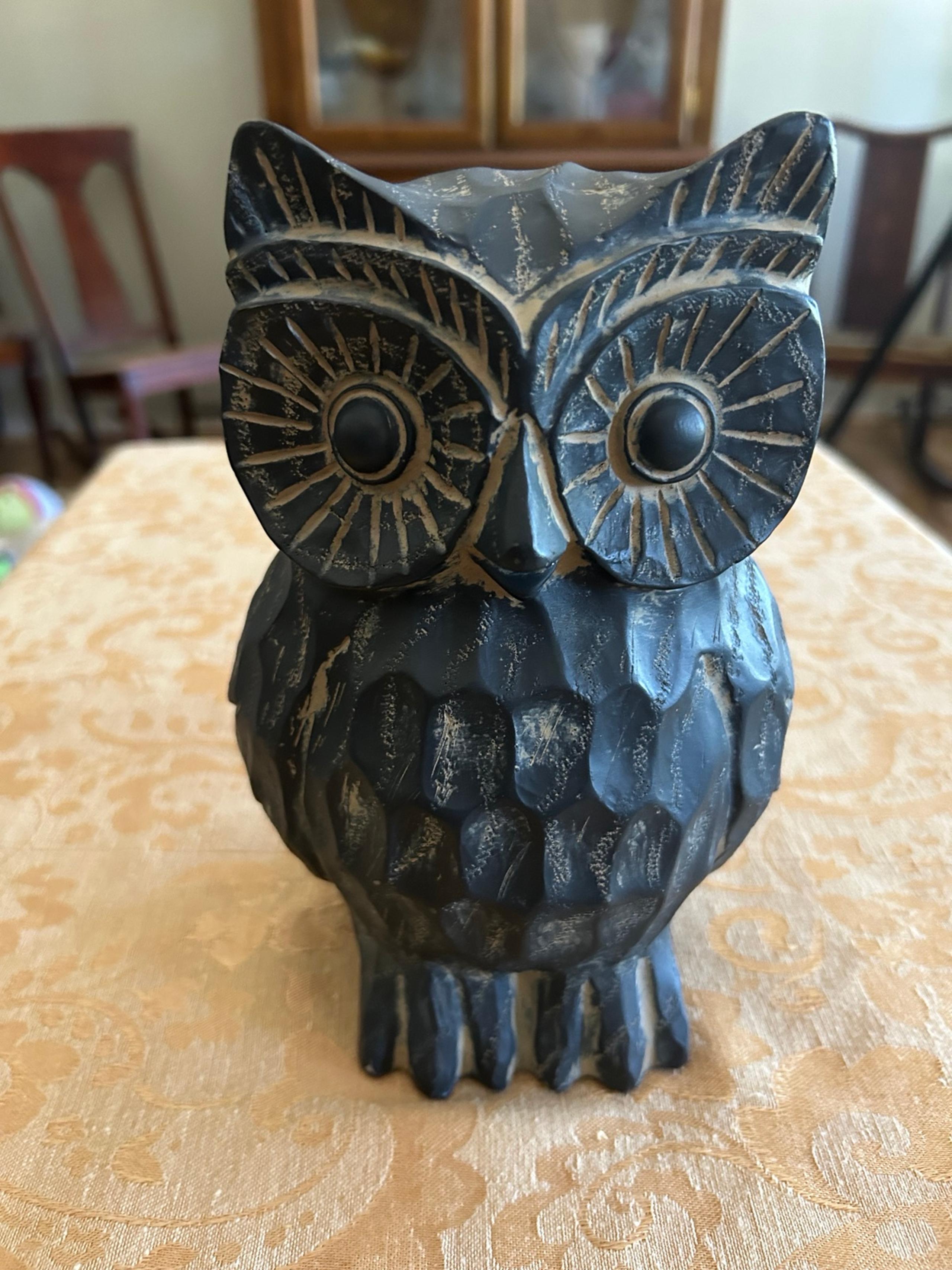 Pier 1 Resin Owl Carved Figurine Wood Home Accent Decor Rustic Halloween - Pier One