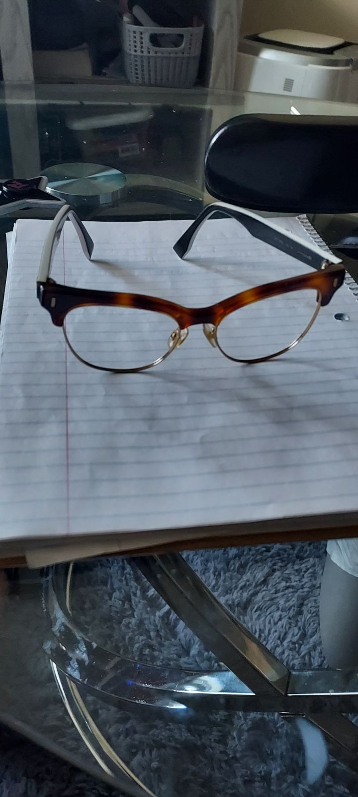 glasses
