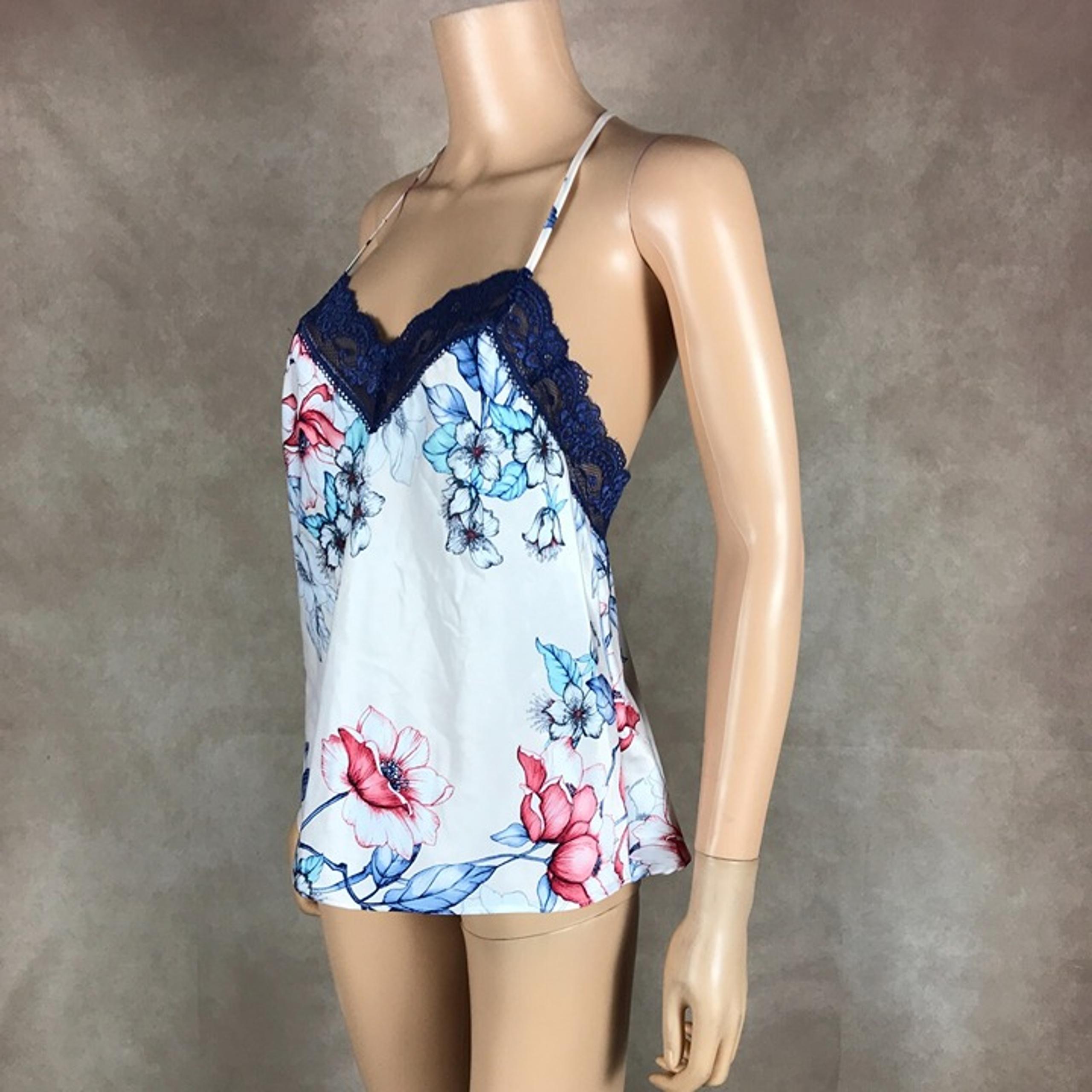 LINEA DONATELLA Satin Floral Cami NWT Medium