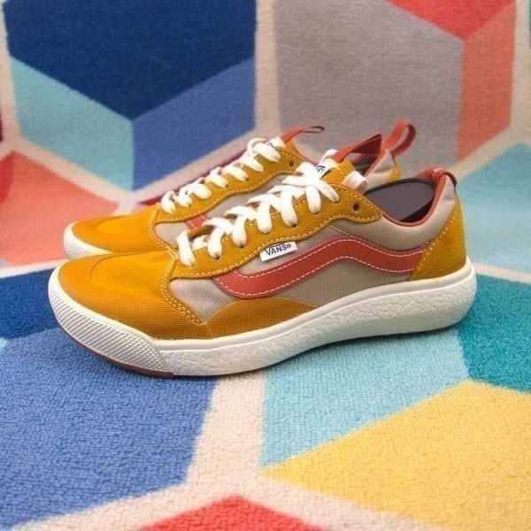 Vans UltraRange EXO SE Skate Shoes UltraCush Honey Gold Orange Women's Size 9 m