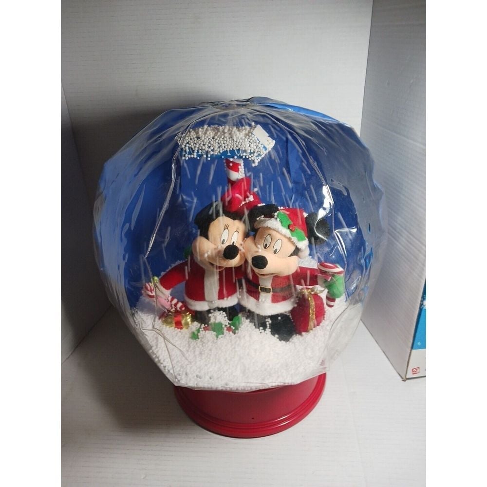 2005 Rare Gemmy Disney Mickey And Minnie Mouse Airblown Inflatable Snow globe
