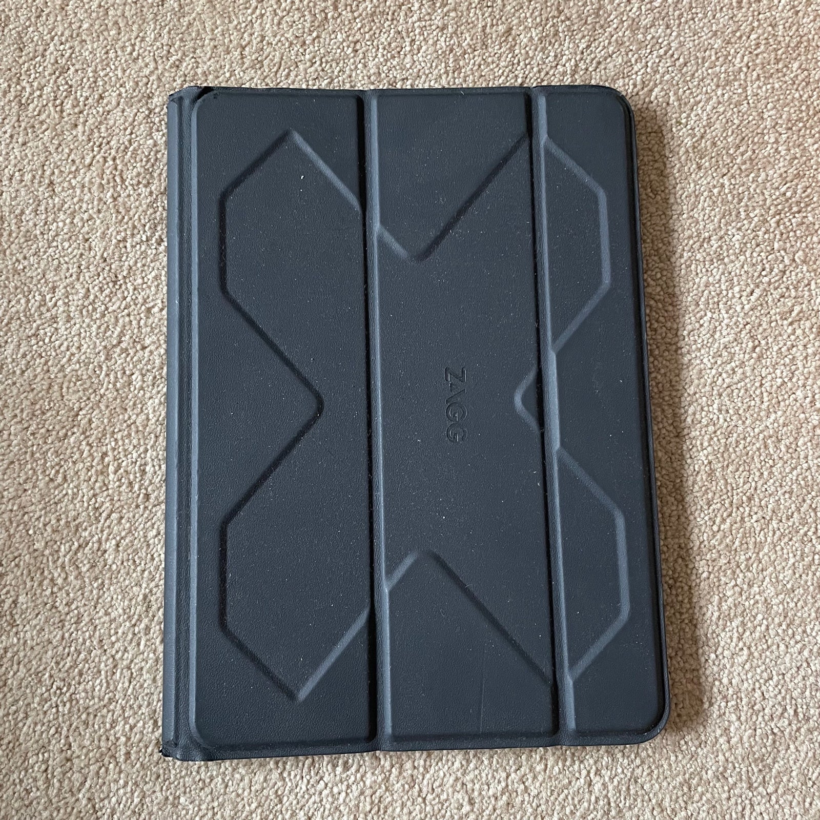 Zagg Rugged Messenger for 10.5-inch iPad Pro