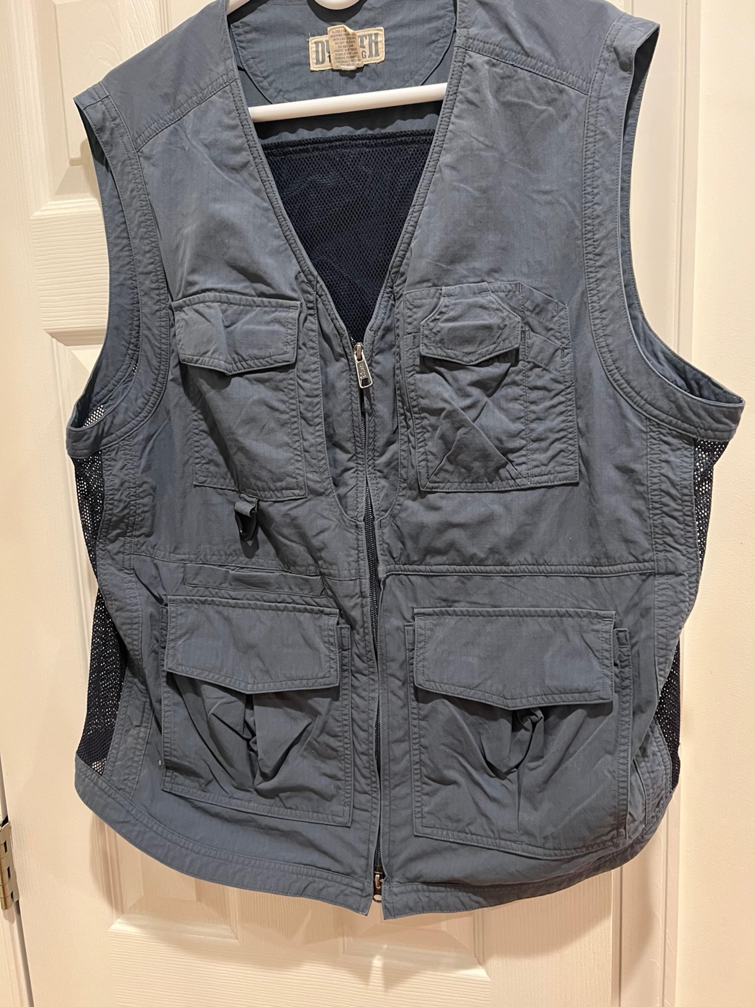 Duluth Trading Co. Fishing Utility Work Cargo Vest Dual Zip Grey/Blue Men’s L