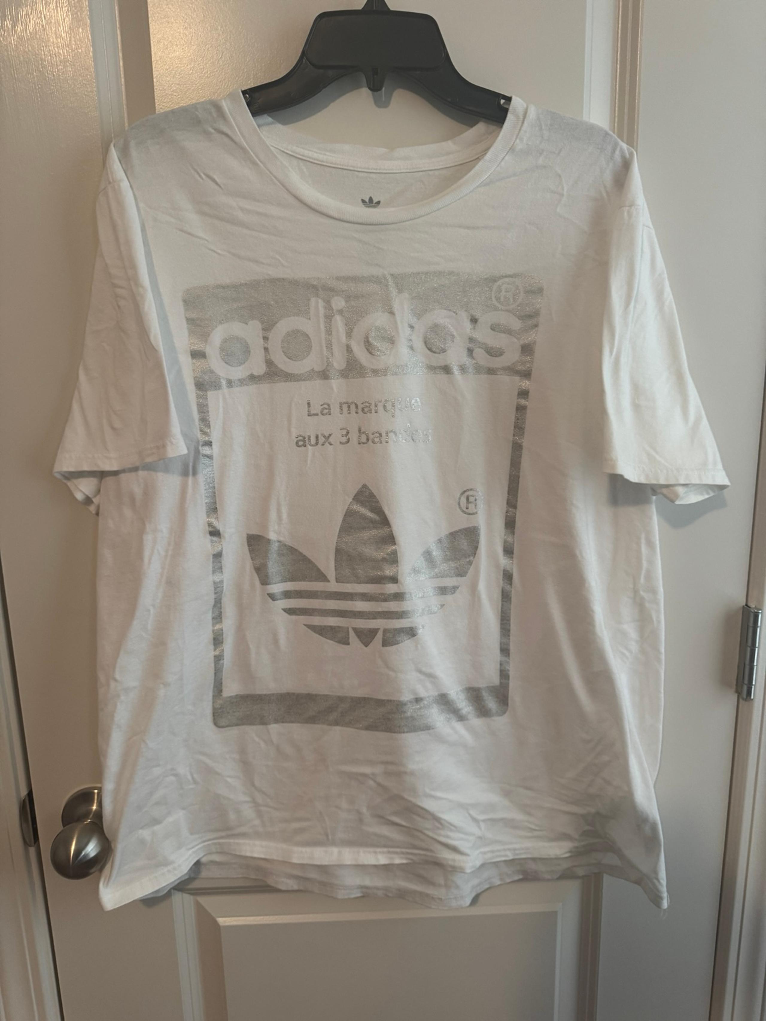 Adidas Men T-Shirt XL White Logo La Marque Aux 3 Bandes Trefoil Tee
