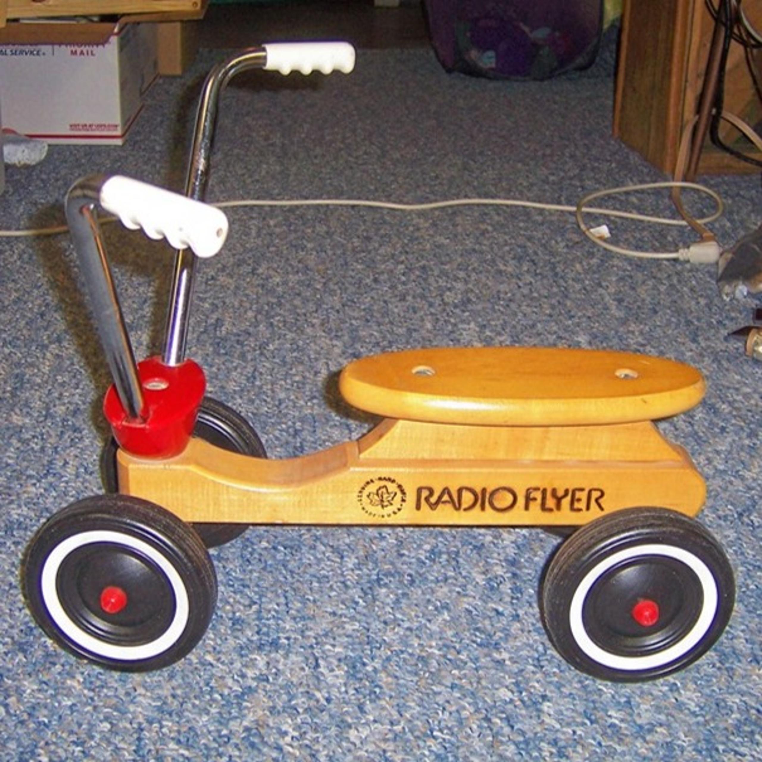 Vintage Radio Flyer Kids Maple Wood 4 Wheel Ride on Scooter USA Made Ridin