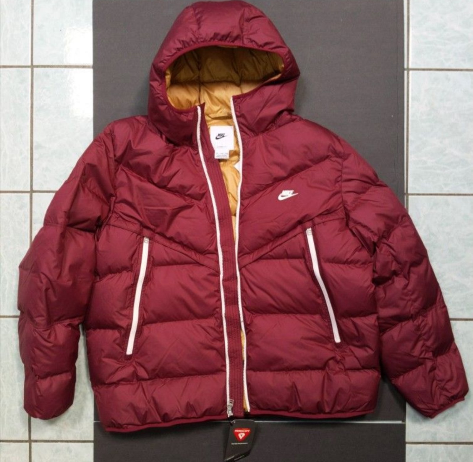Nike Sportswear Storm-FIT Windrunner Primaloft Jacket Red Men Size XXL - NEW