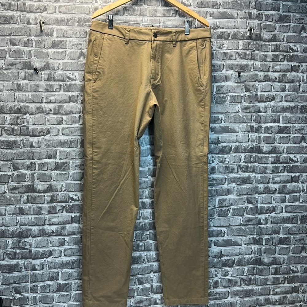 Lululemon pants