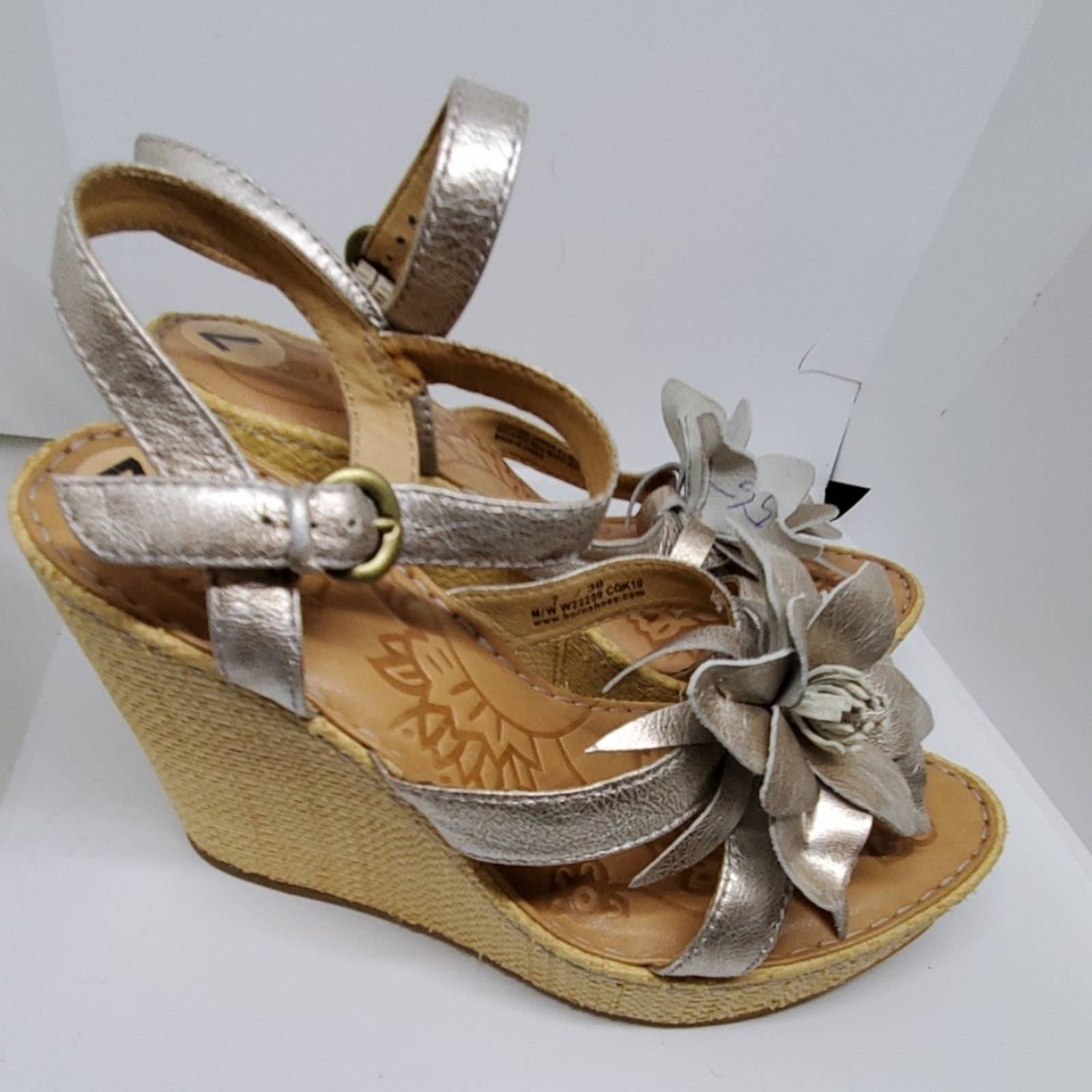 BORN MISS Metallic Panna cotta sandals 7