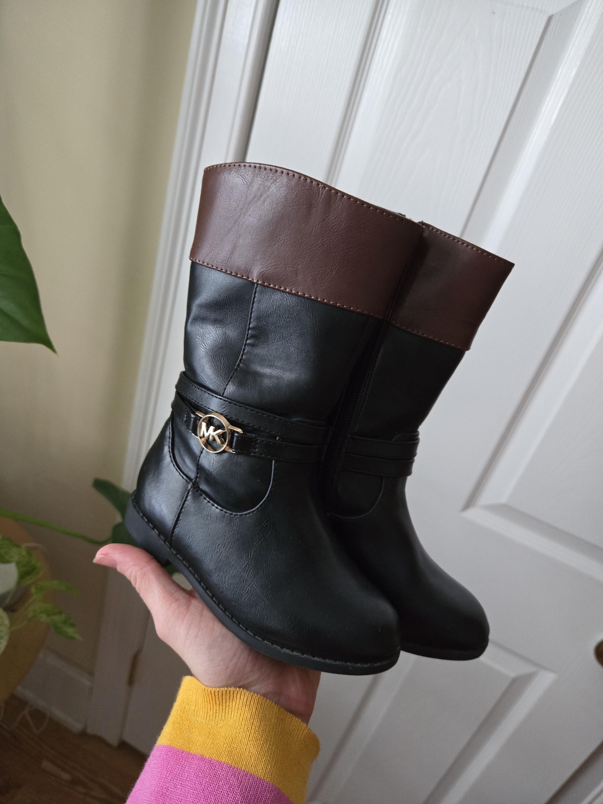 Michael kors toddler size 9 boots