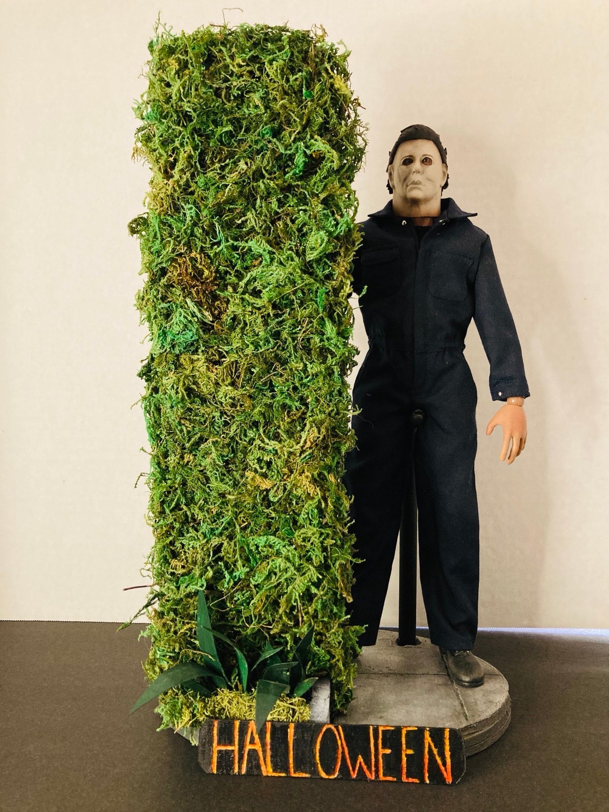 Michael Myers base stand diorama for the 12” Figure