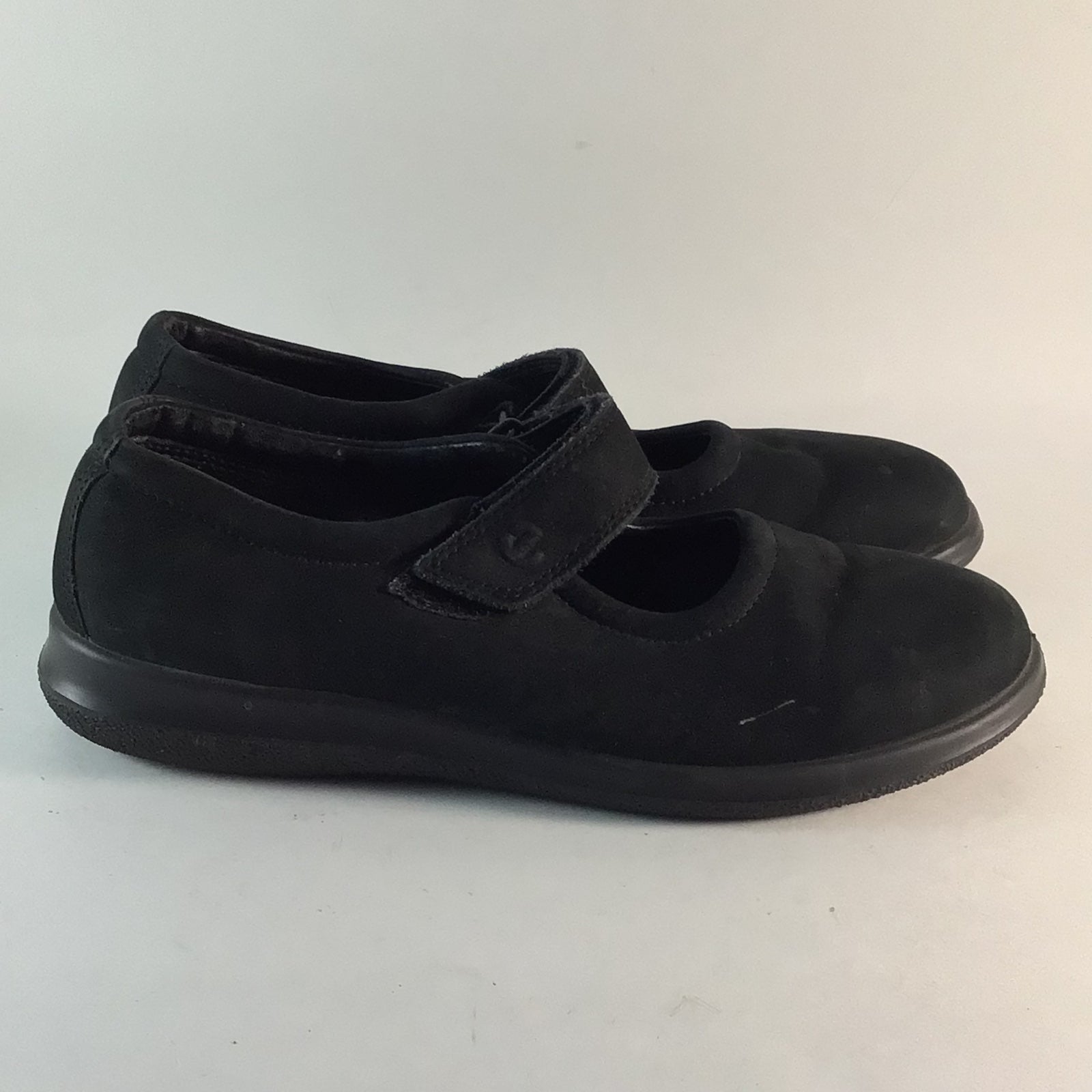 Ecco womens hook and loop shoes loafers black size EU 39 US 8 - 8.5