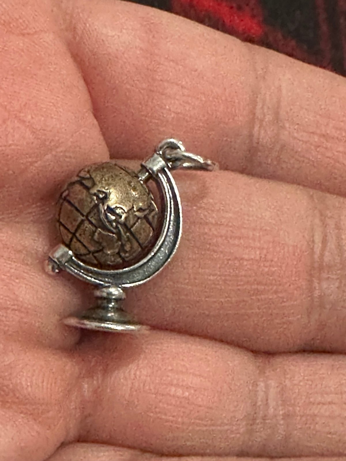 James Avery retired “ you mean the world to me” spinning globe 3D