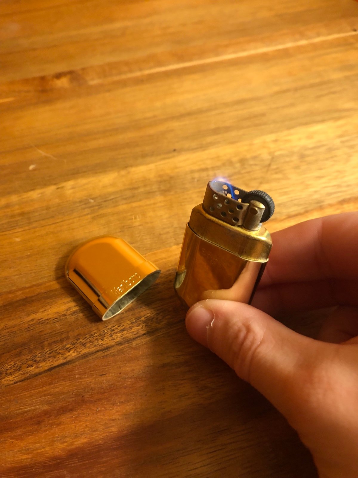 Vintage Marlboro Brass No 6 Capsule Lighter