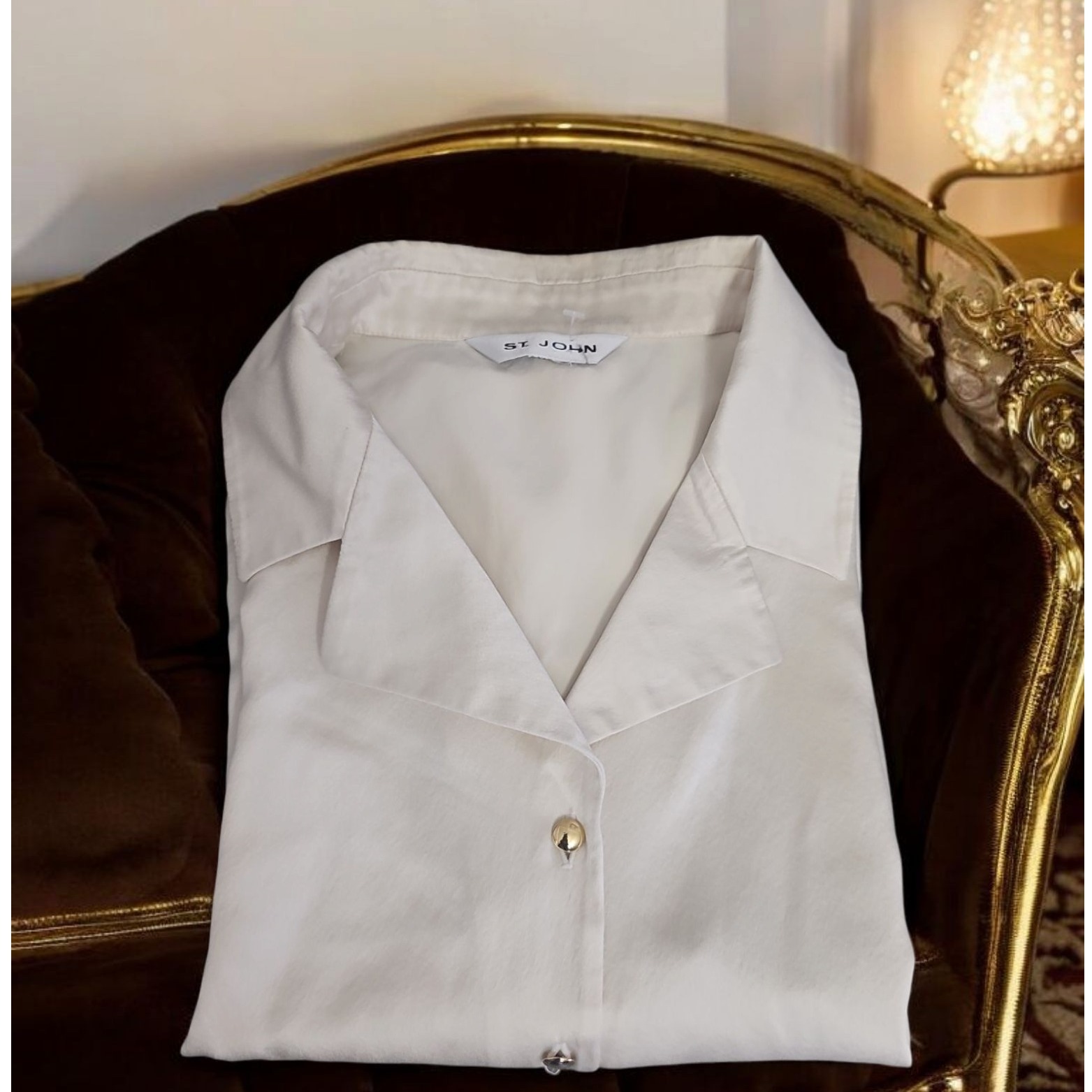 St. John Sleeveless Cream 100% Silk Cover Buttons Top Blouse Elegant Career 12