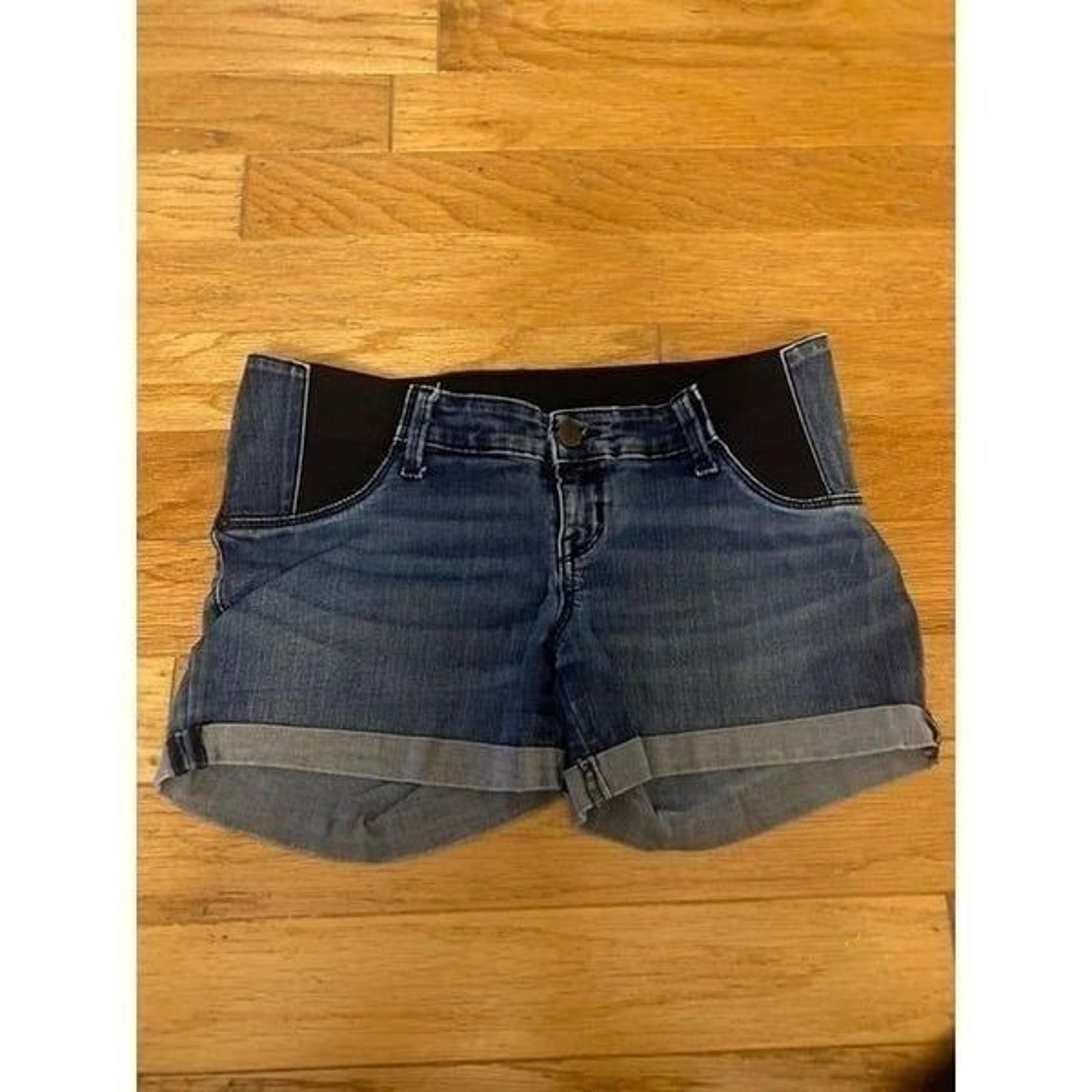 Isabel Maternity By Ingrid & Isabel Womens Midi Denim Shorts Size 2