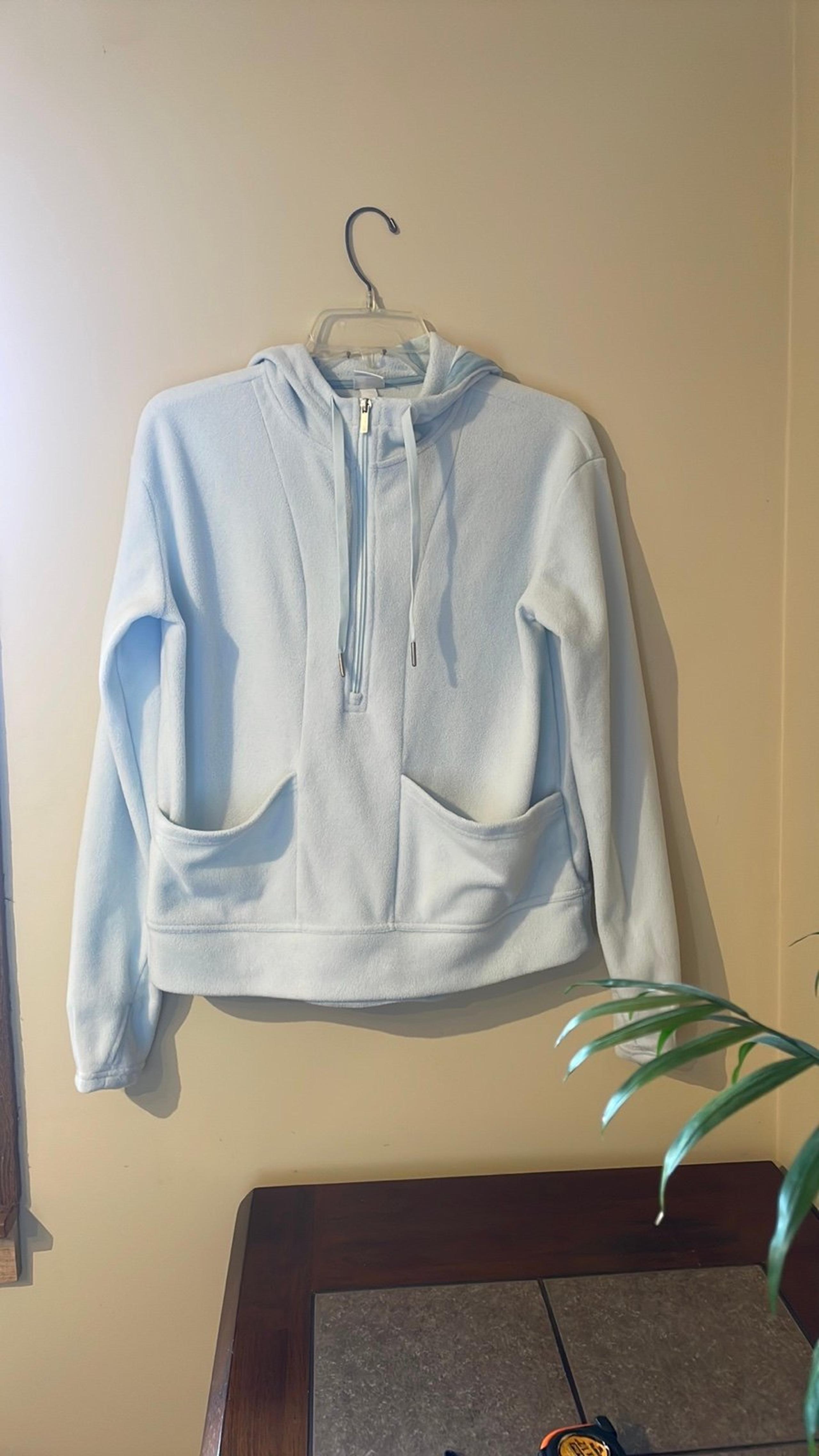 all in motion Women’s Small 1/2 Zip Light Blue hoodie