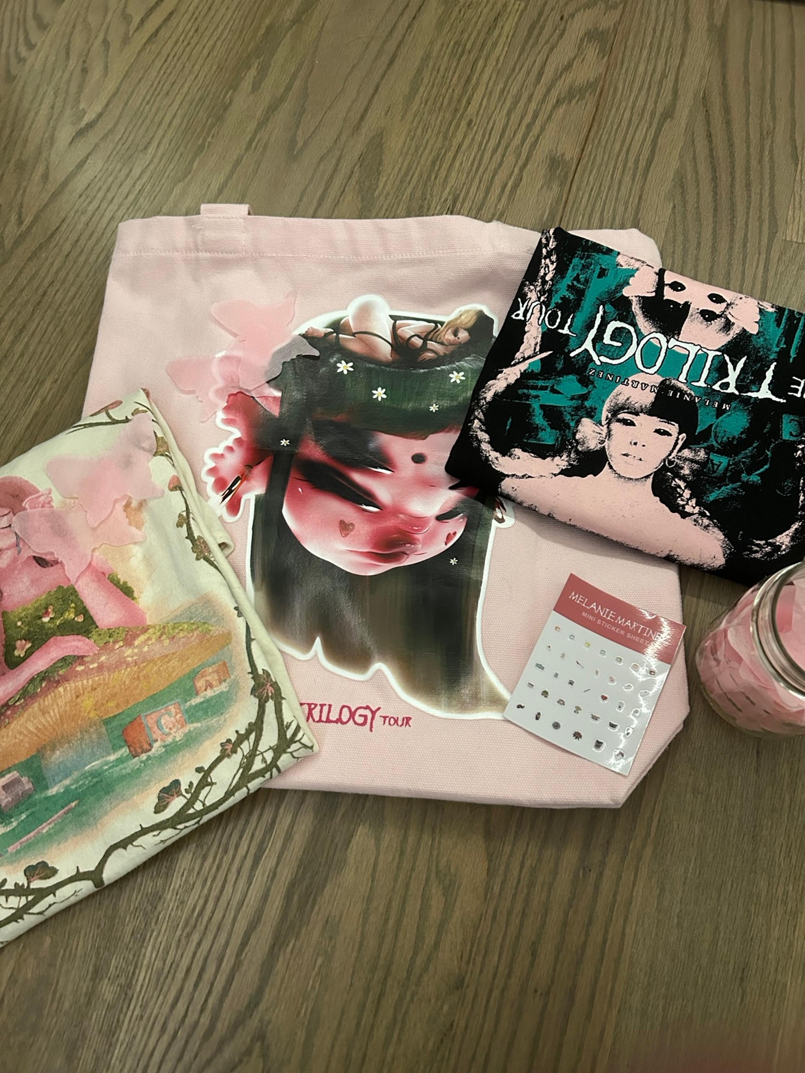 trilogy tour merch, can be sold separate (SEND OFFERS DONT BUY OR REFUND)