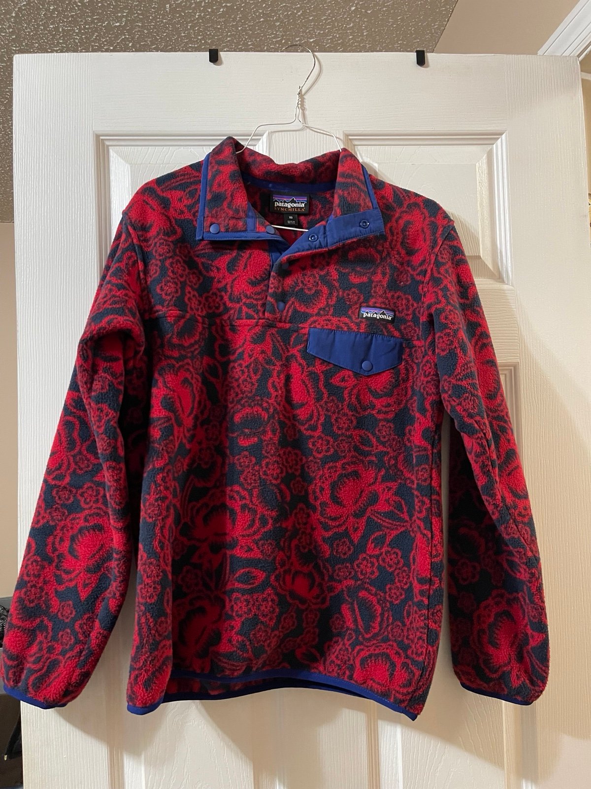 Floral Patagonia Synchilla Pullover