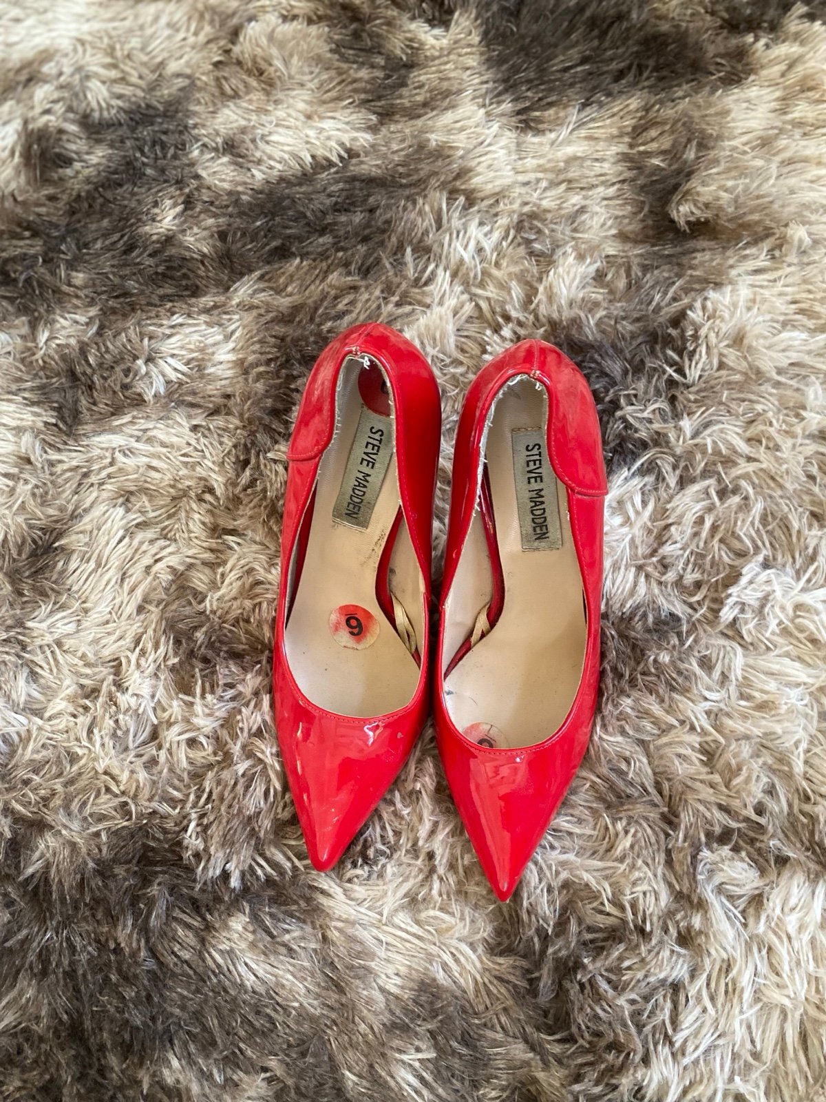 Steve madden red pumps