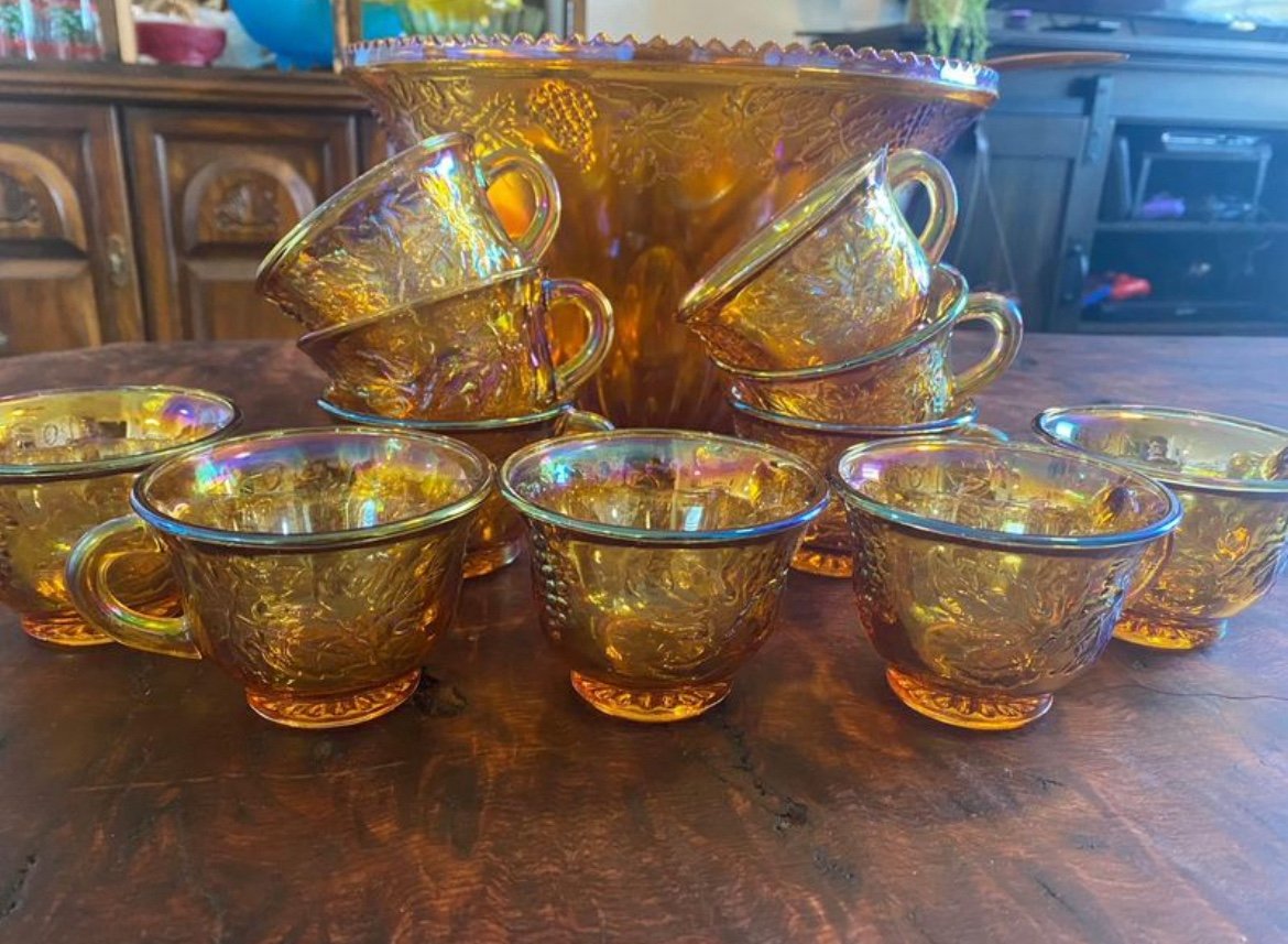 Vintage Indiana Glass Harvest Grape Amber Gold Punch Bowl, 11 Cups, Ladle S