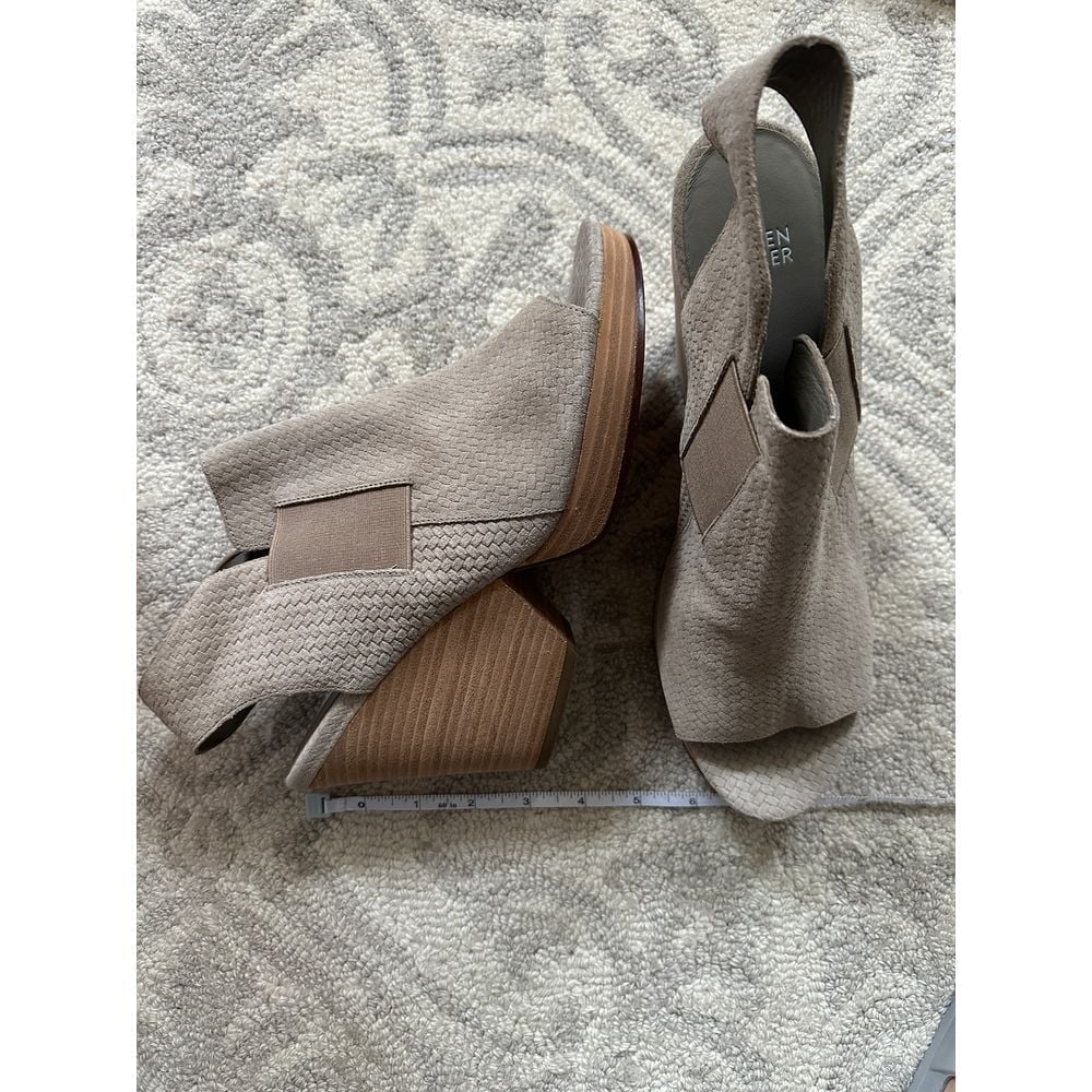 EILEEN FISHER LADIES BEIGE PEEP TOE WEDGE HEEL SHOES (11) WORN ONCE!