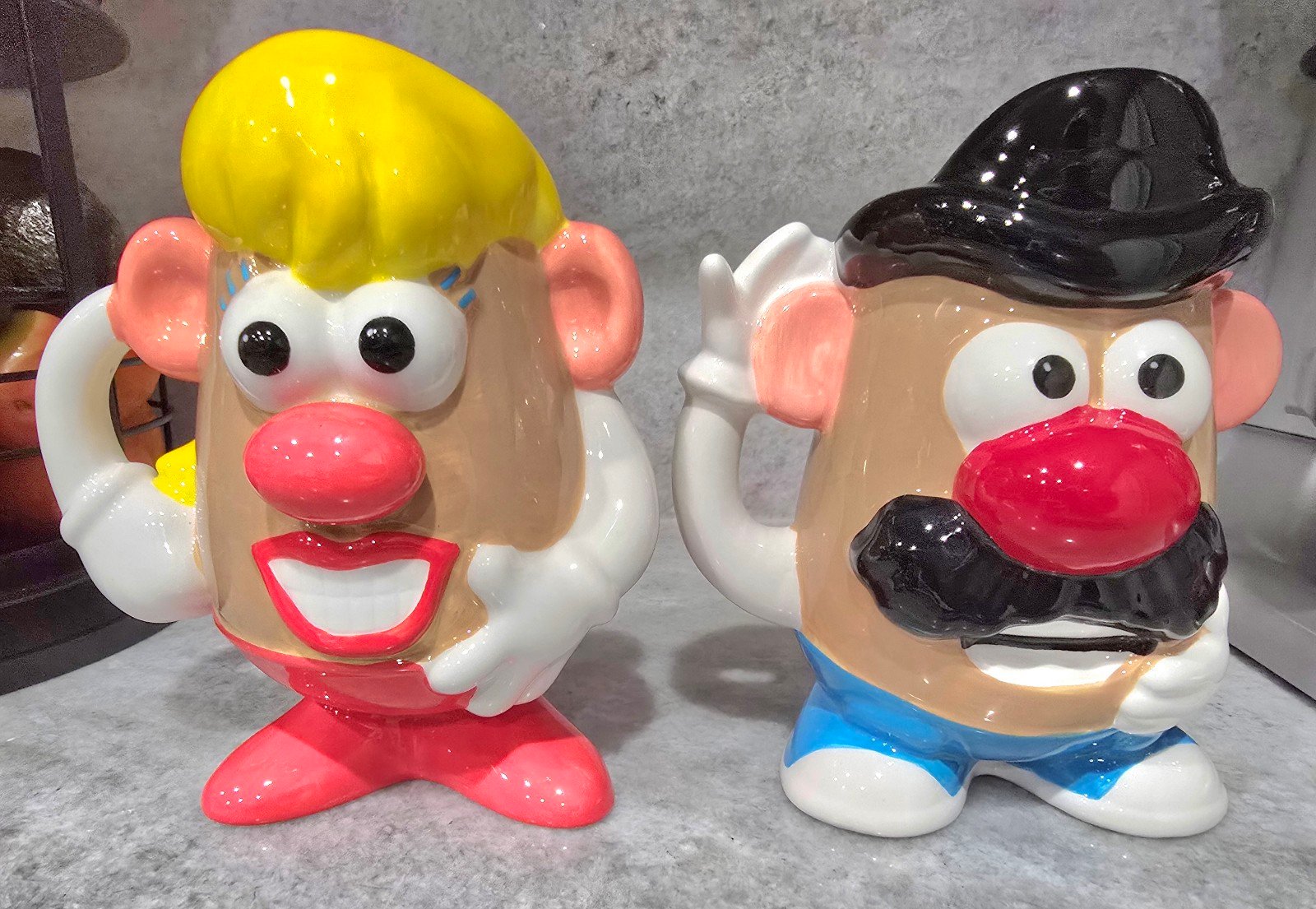 Disney Mr and Mrs potatoe head mug set