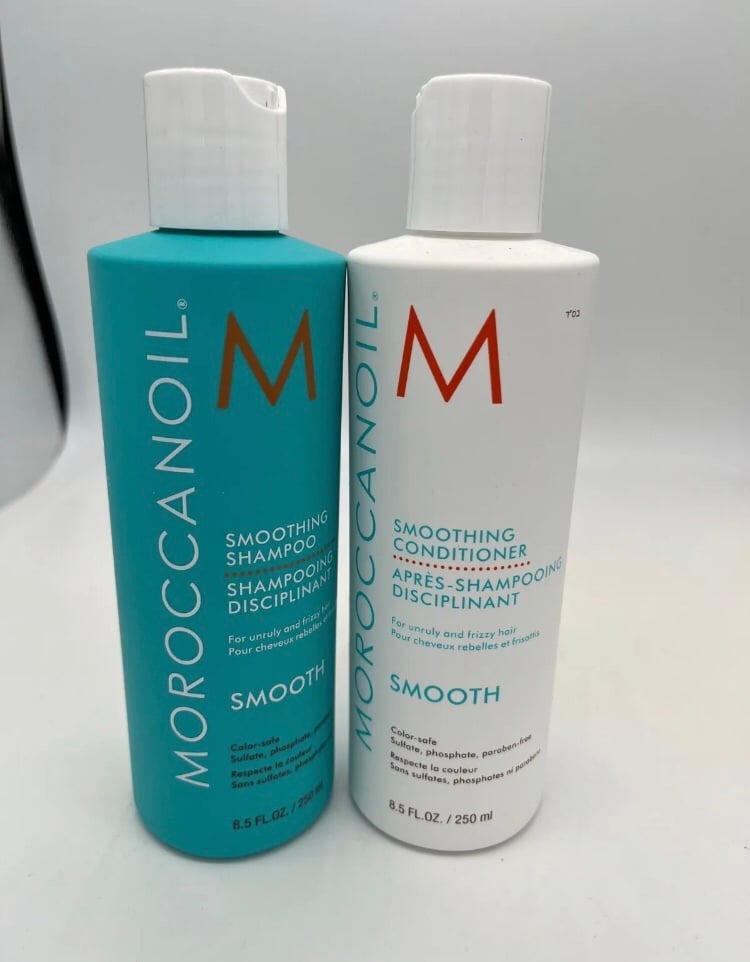 Moroccanoil Smoothing Shampoo & Conditioner Set Unruly & Frizzy Hair 8.5 OZ