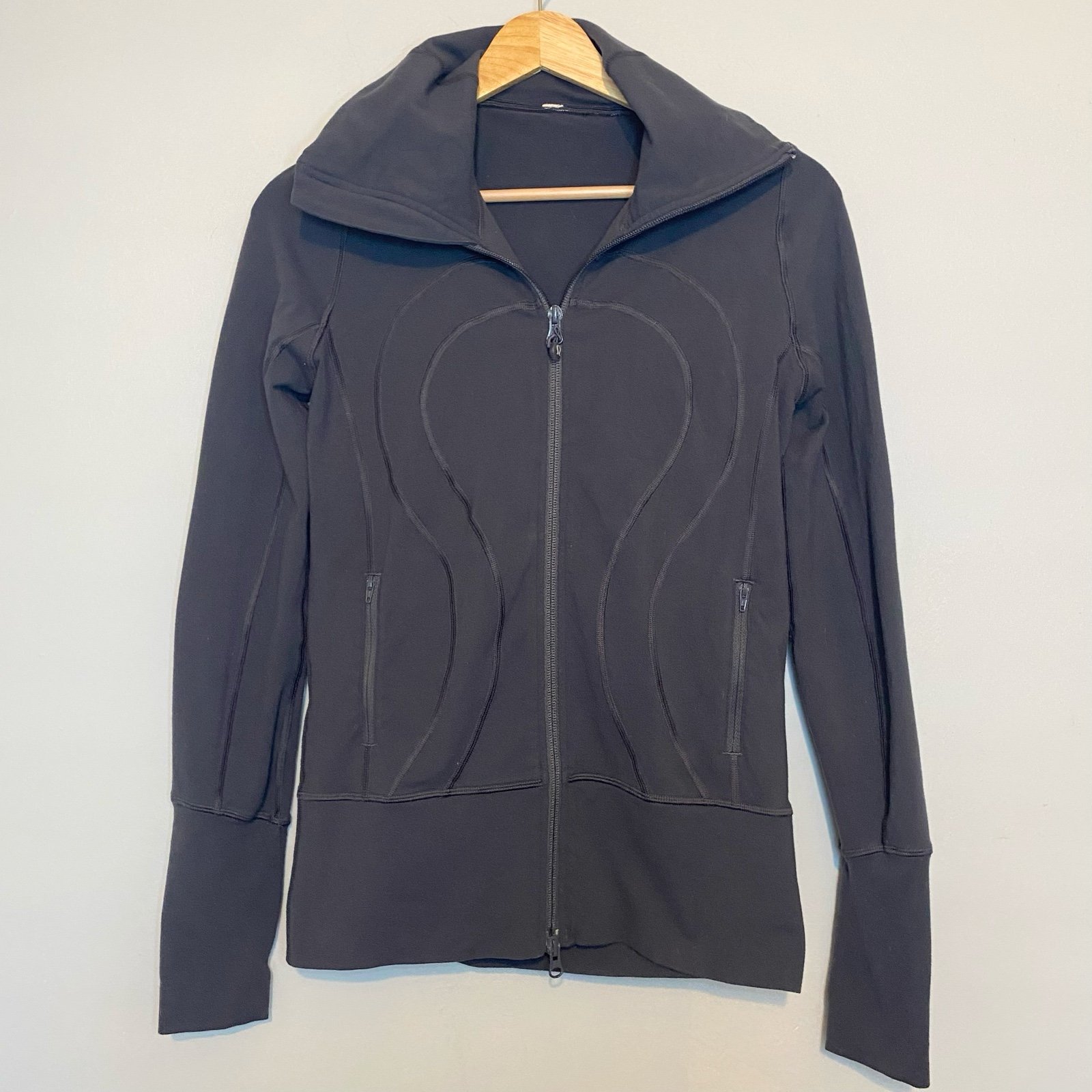 Lululemon Define Hooded Jacket Dark Gray Sz 4