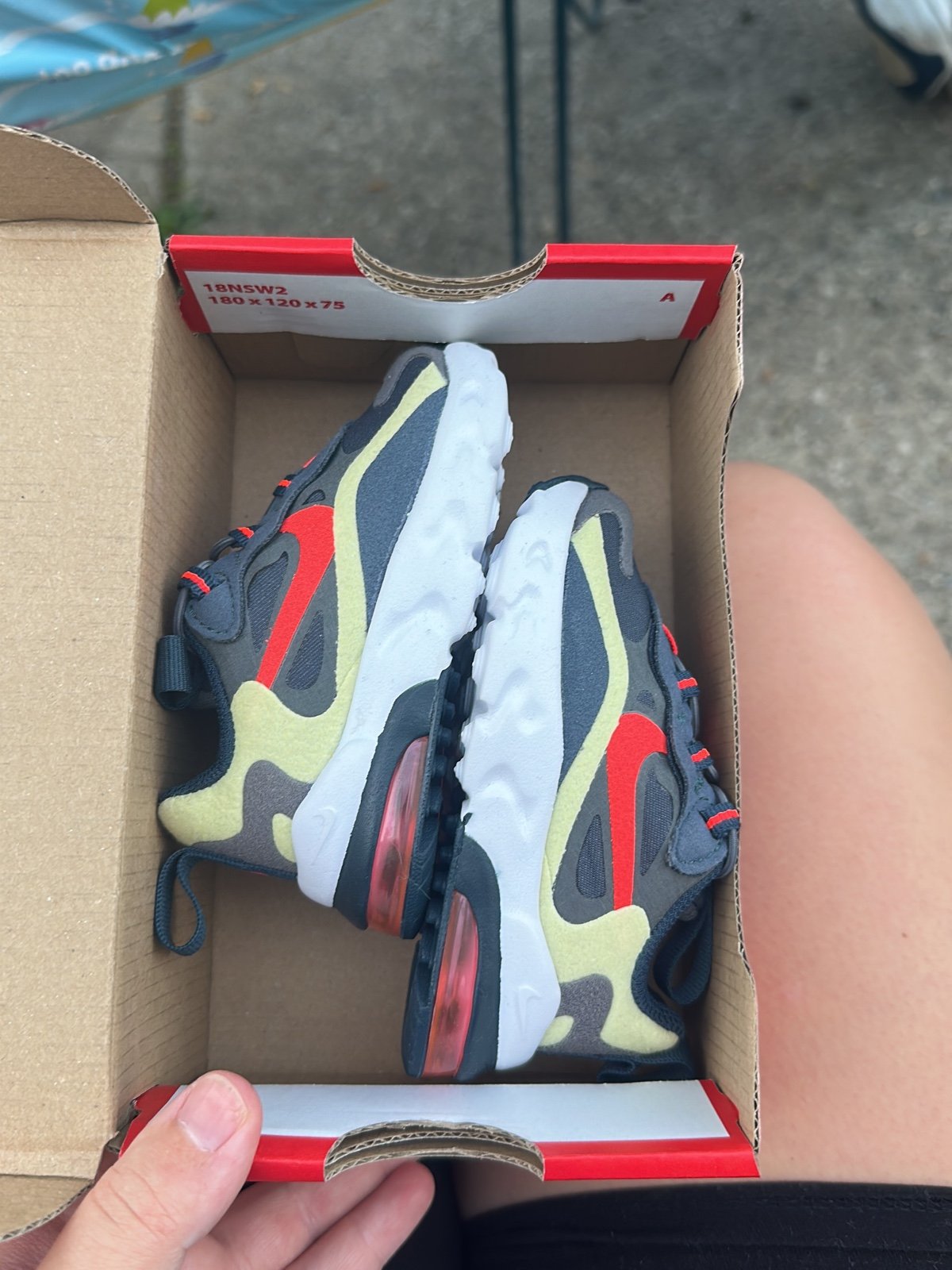 Nike Air Max 270