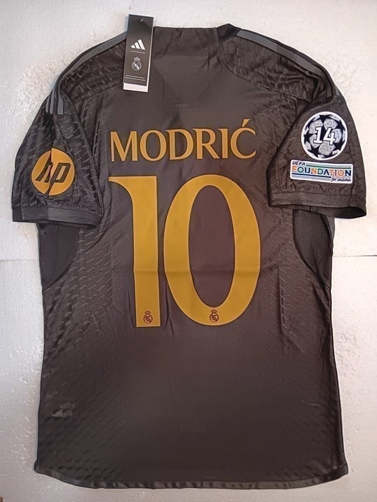 Luka Modric Real Madrid UCL Match Slim Black Third 3rd Soccer Jersey 2023-2024