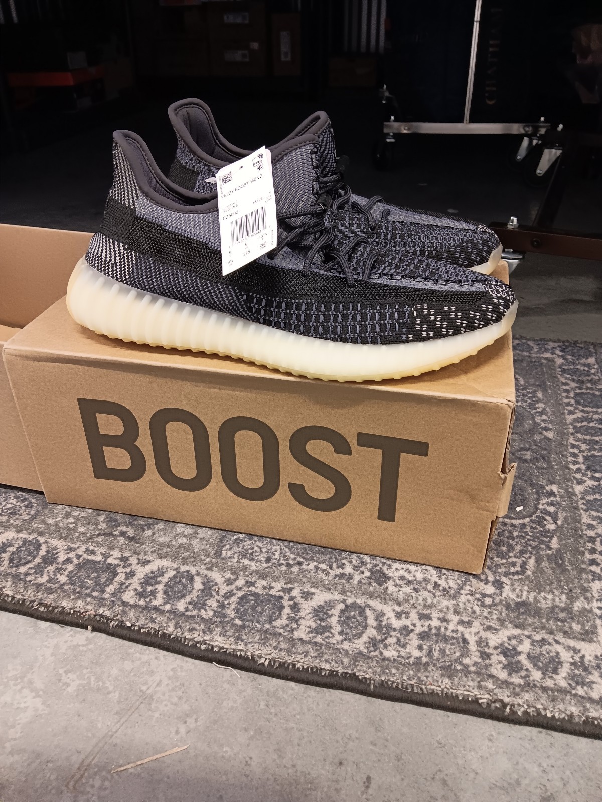 Yeezy Boost 350 V2