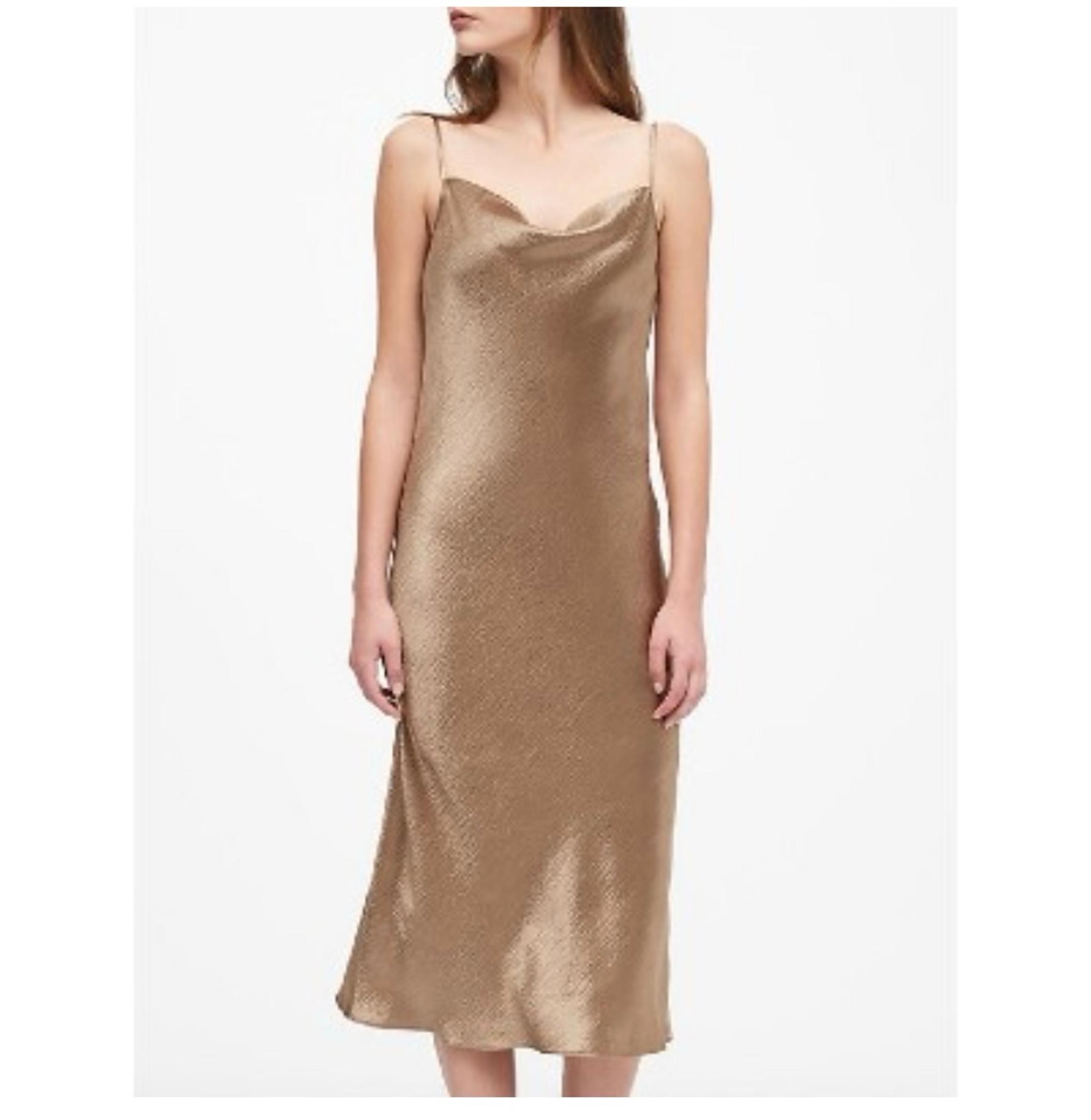 Banana Republic Satin Slip Dress
Champagne Gold Dress Wedding Party
Minimalist