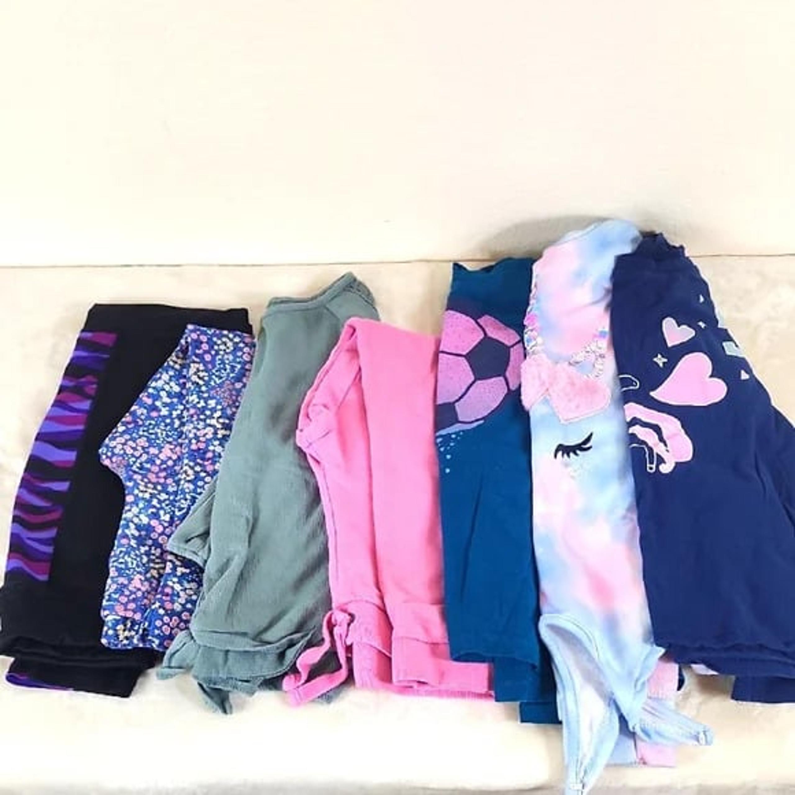 Girls 7 Piece Size 8 Fall & Winter Clothing Bundle