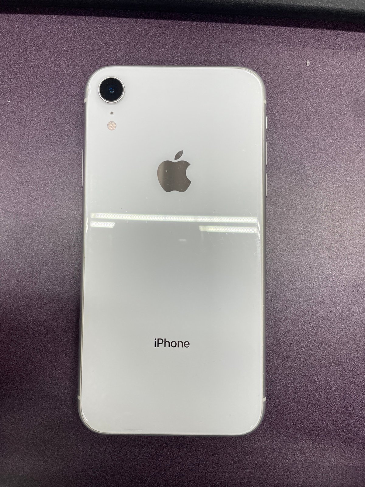 iPhone XR White