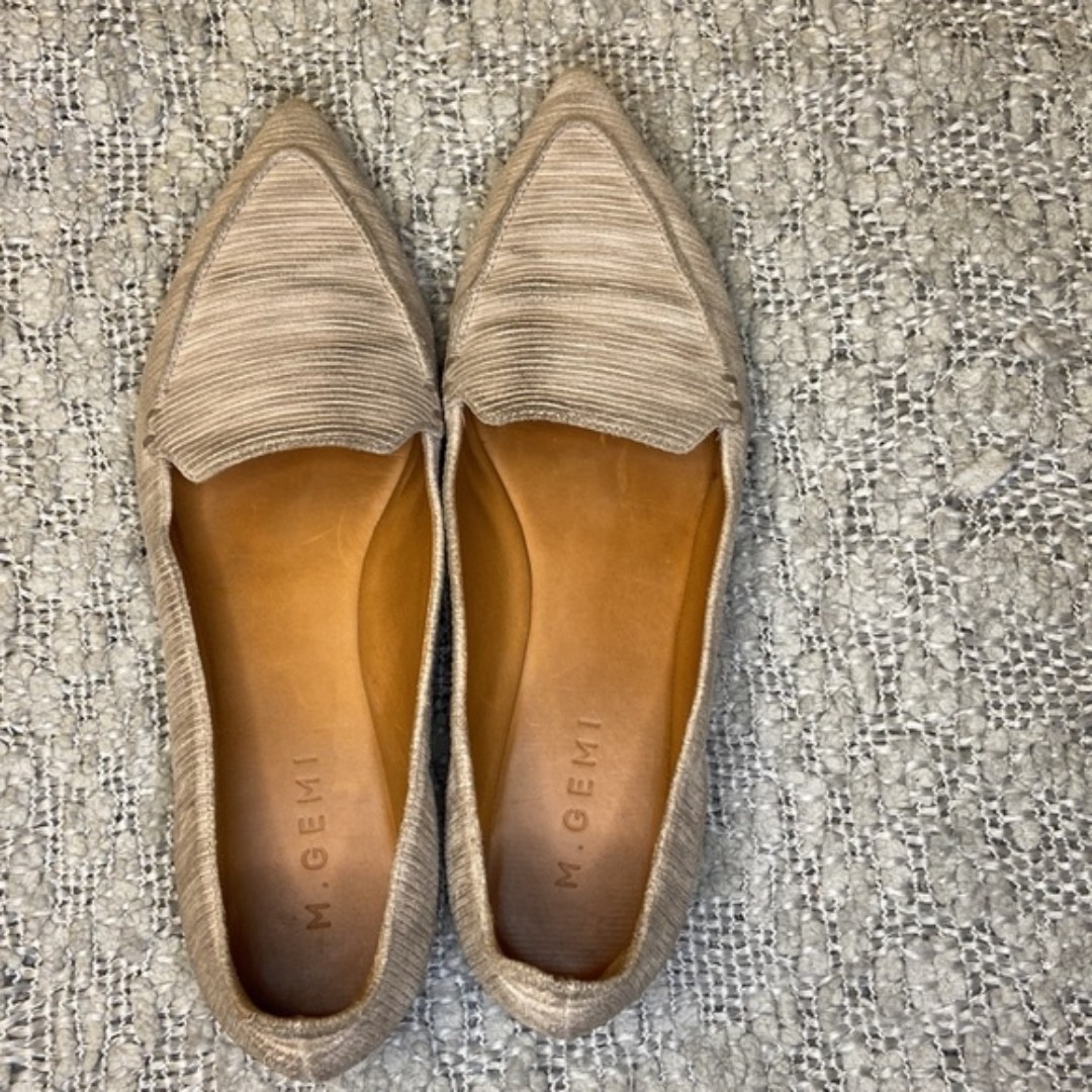 M. Gemi Stellato Sacchetto Shimmer Flats Pointed Toe Size US 8.5