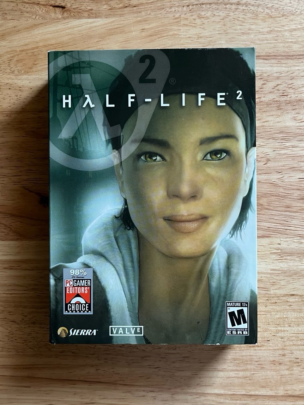 Half-Life 2 (Alyx Vance Cover Variant)