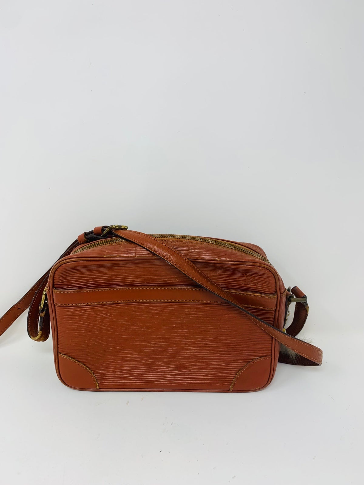 Authentic Louis Vuitton Epi crossbody