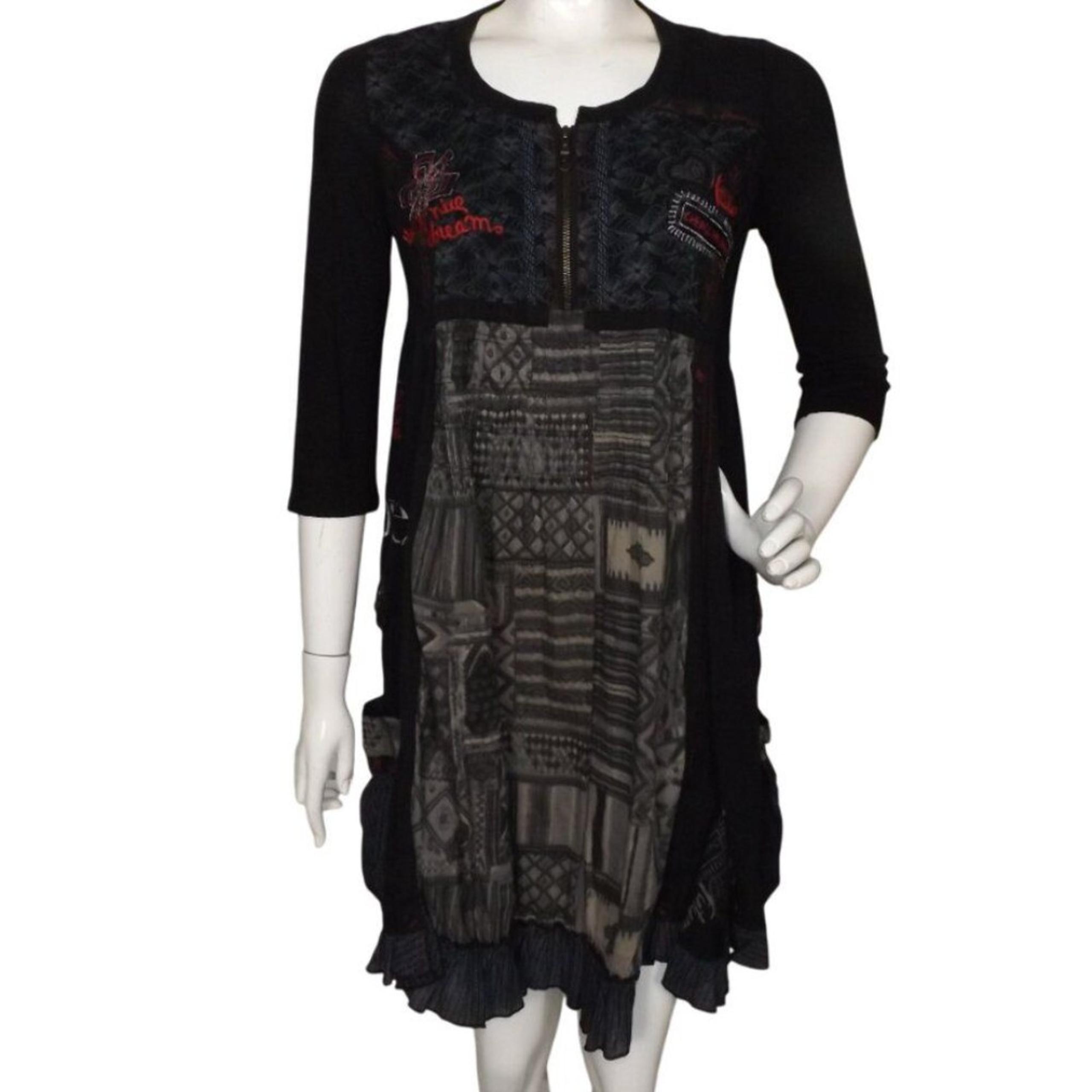 DESIGUAL Dress, 38/M, Embroidered, Cinch strap, 3/4 sleeves, Black, Red, & taupe
