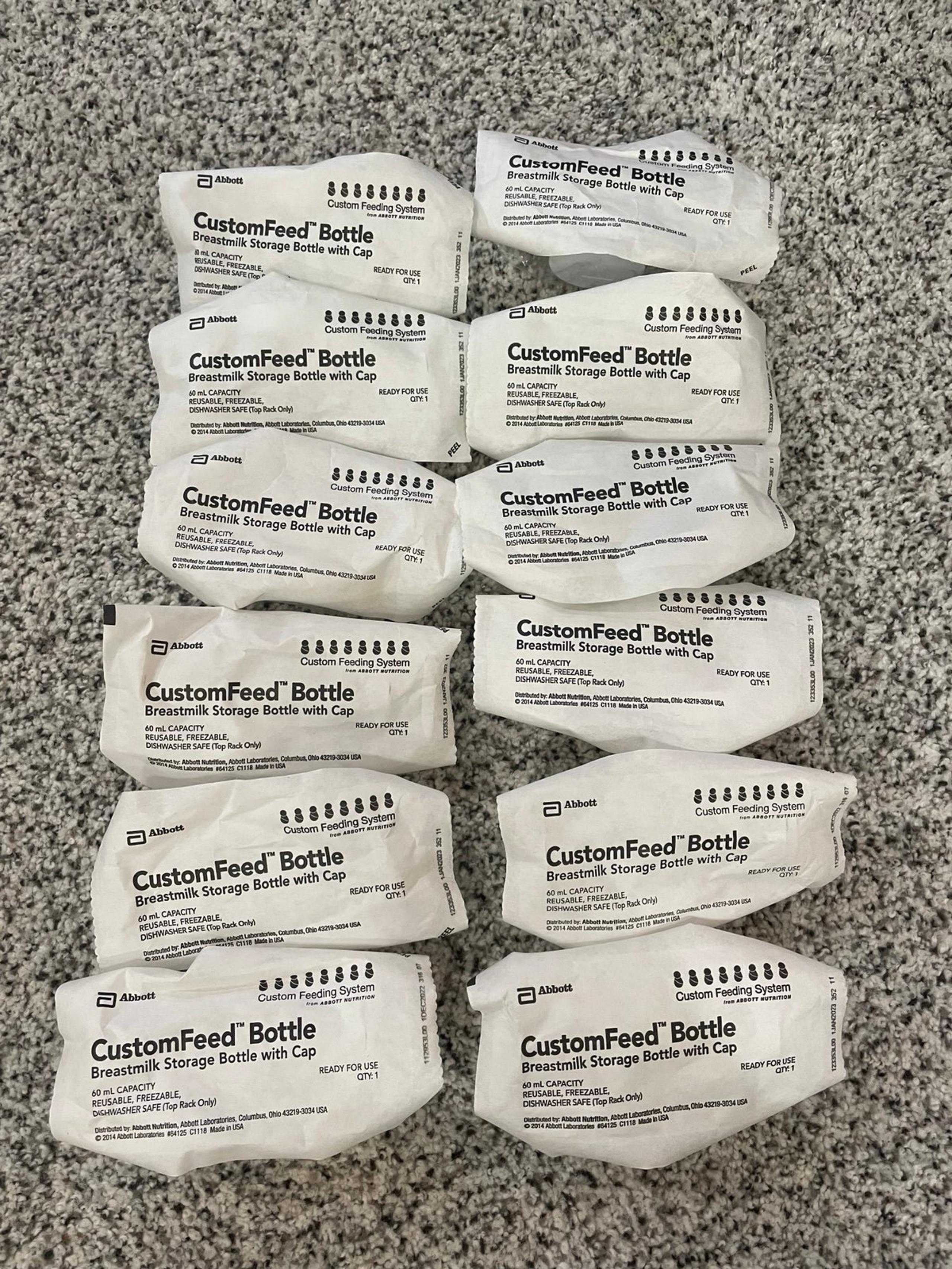 Custom feed breast milk bottles 60mL with lid ten bottles total
