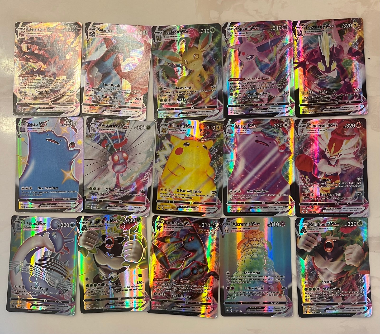 Pokemon VMAX Card Bundle (15x)