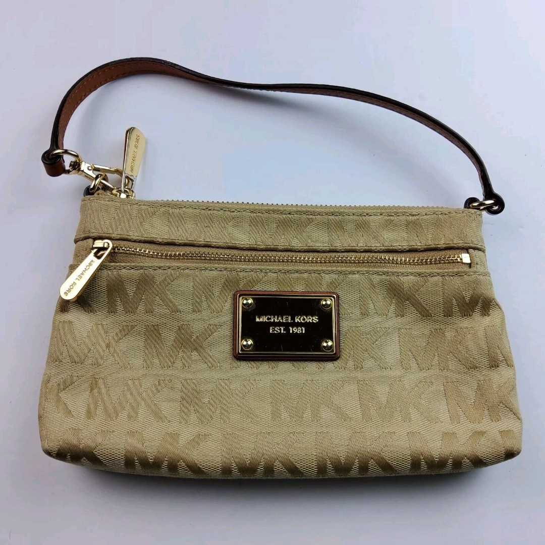 Michael Kors MK Signature Small Purse Wristlet Wallet Handbag