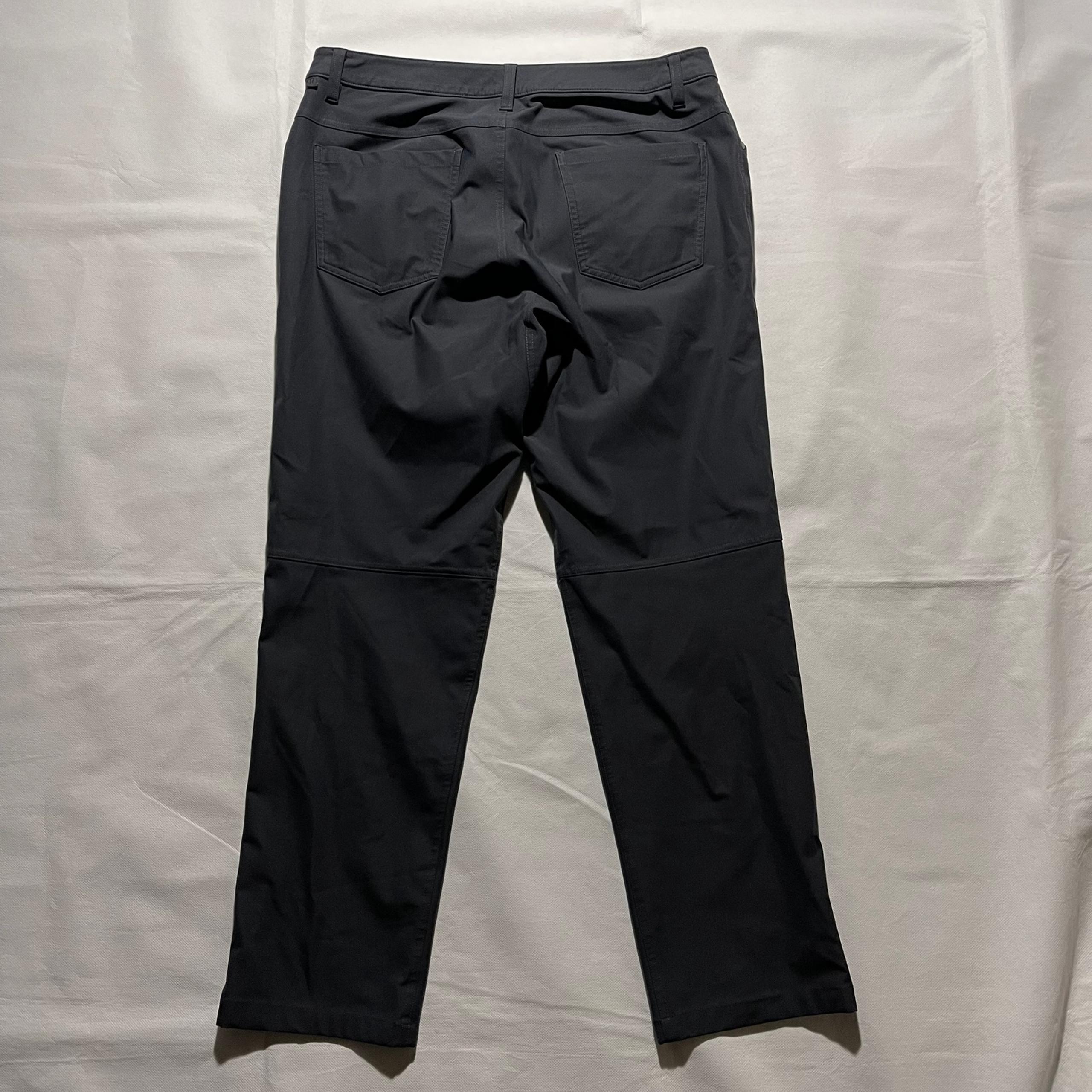 Lululemon Men’s Pants size 32