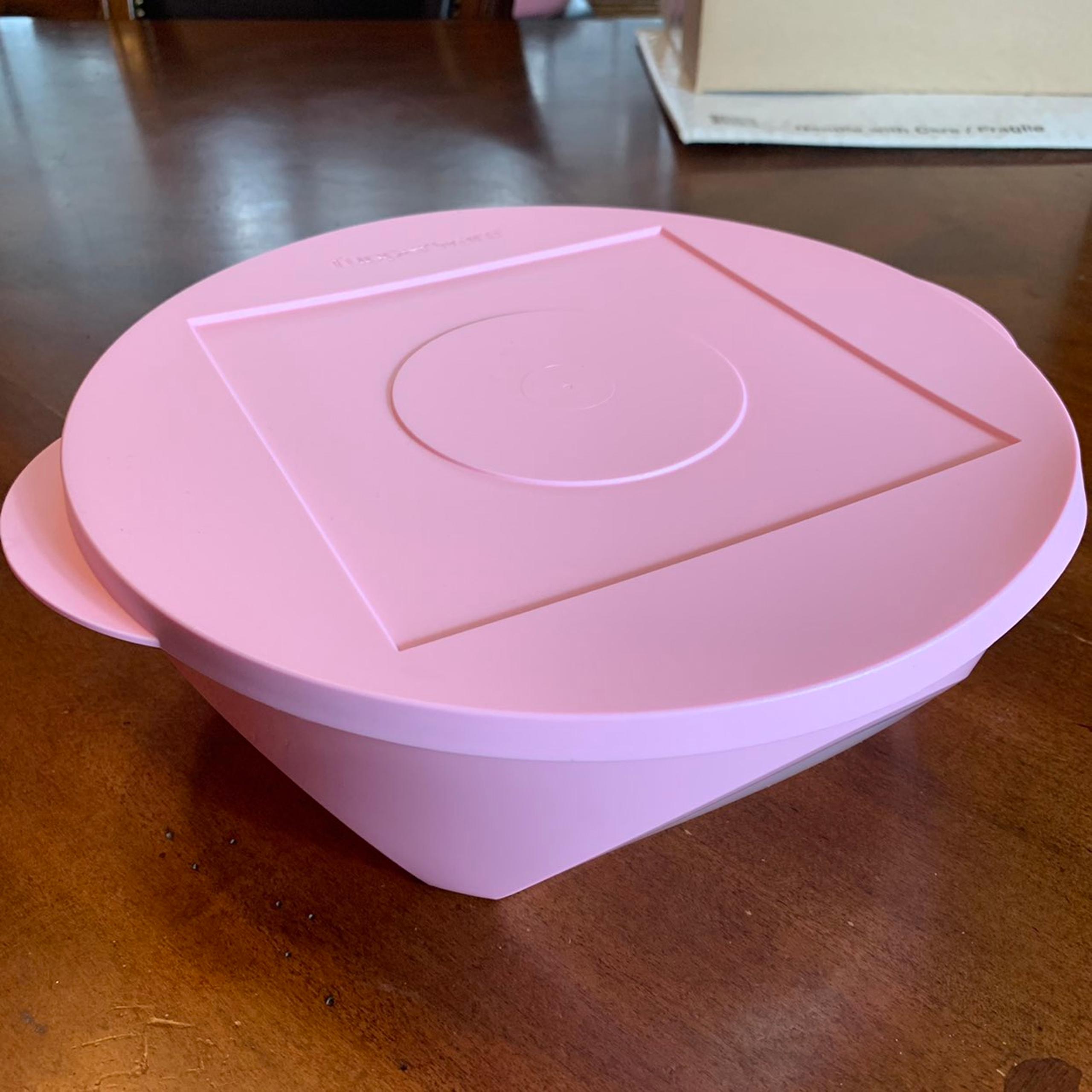 Tupperware Outdoor Dining Serving Bowl
