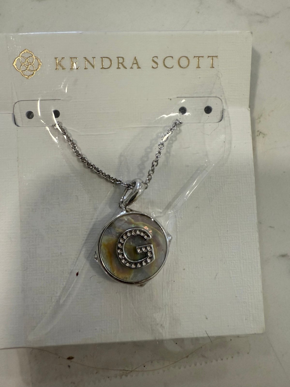 Kendra Scott G necklace / free shipping